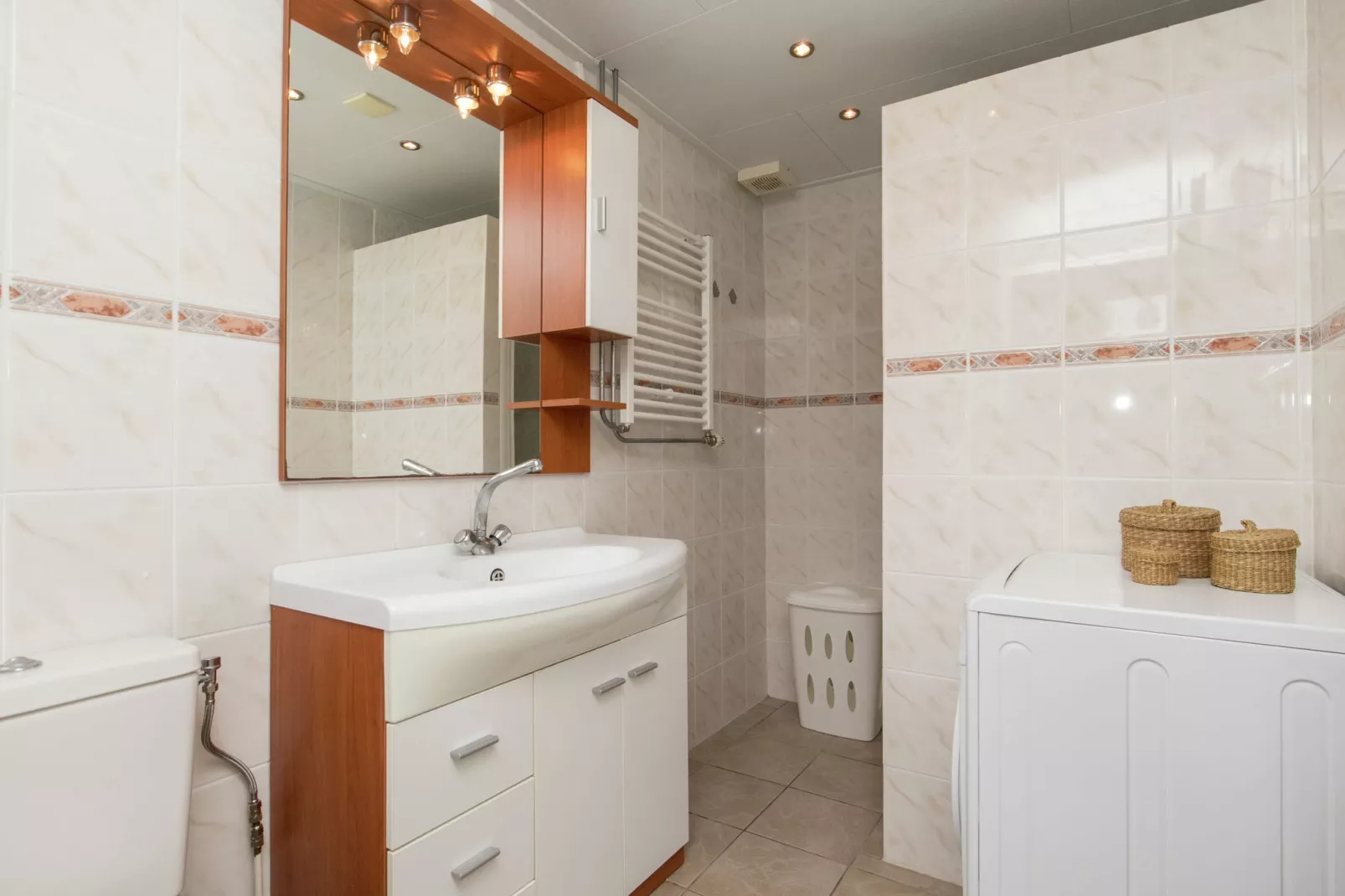 Como-Bathroom