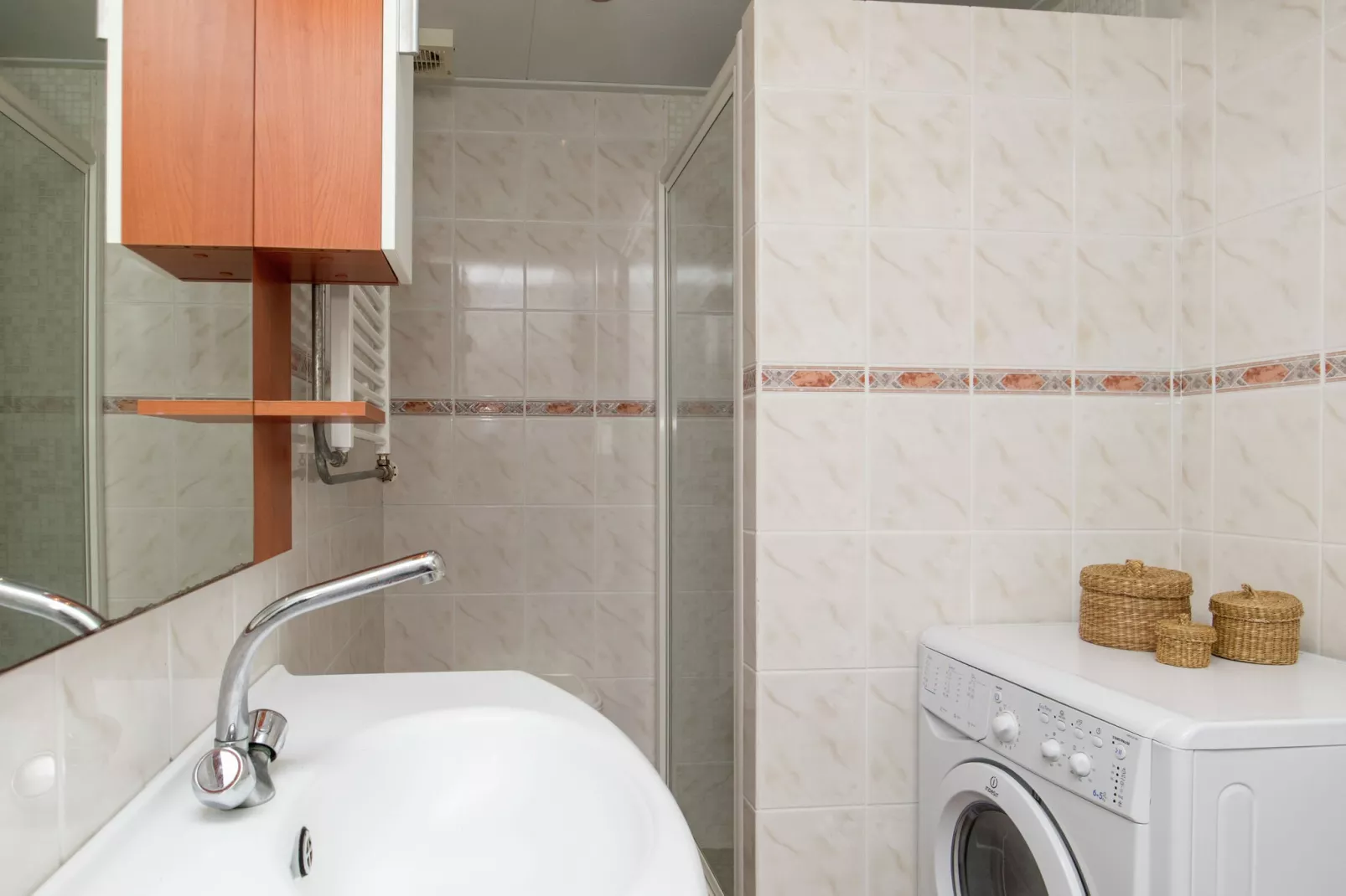 Como-Bathroom
