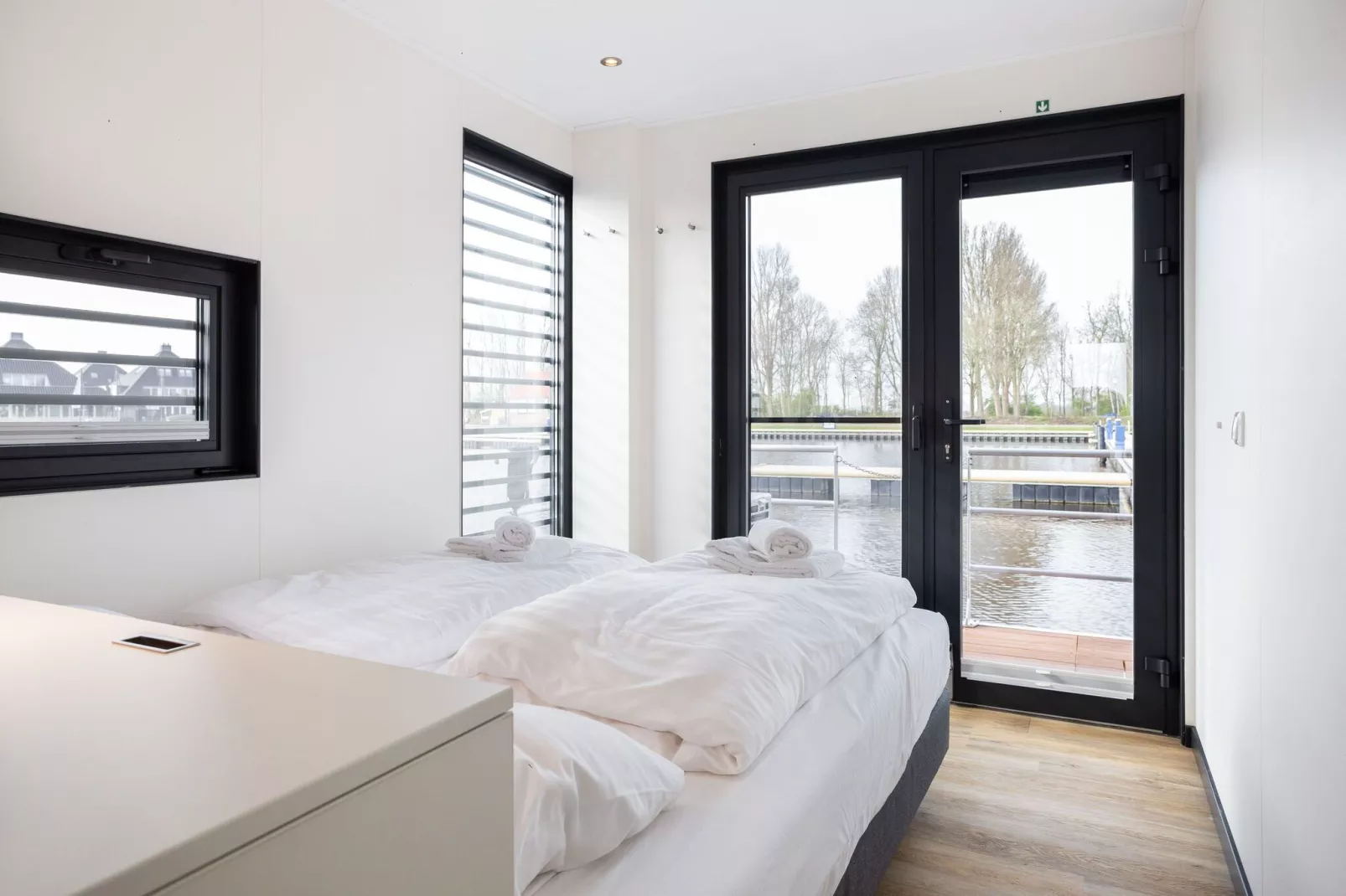 Houseboat 'de Valreep' met tuin - Paviljoenwei 2-Bedroom