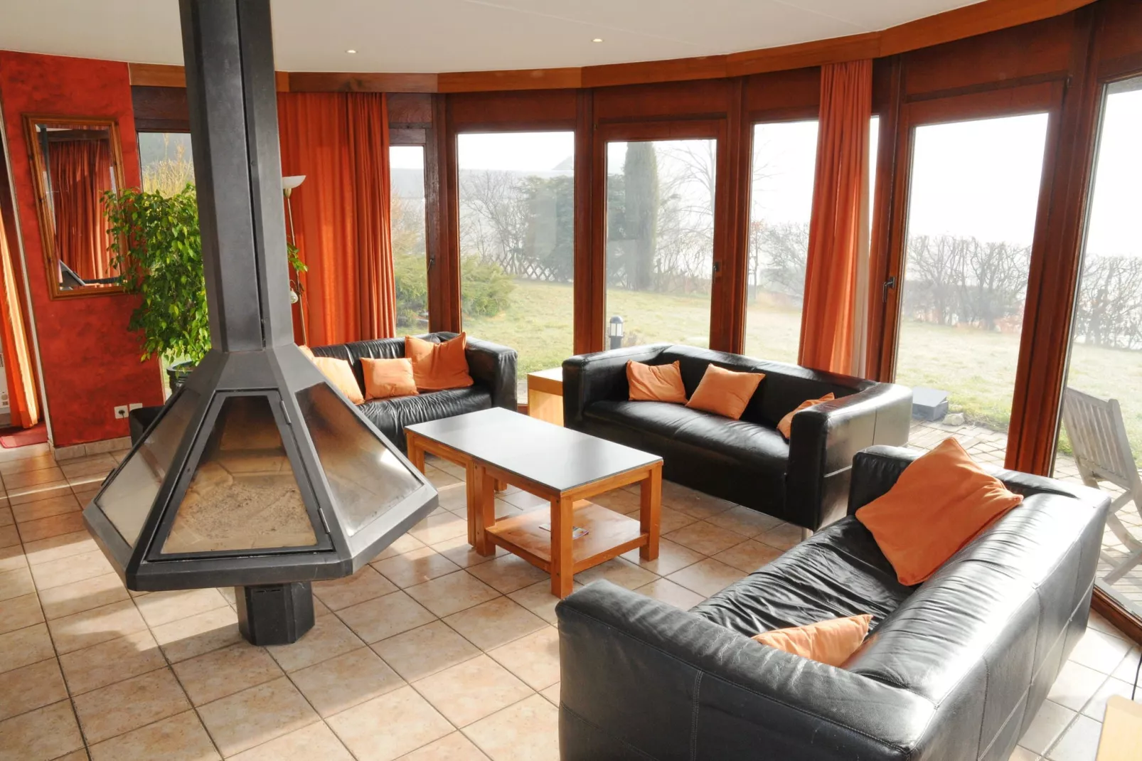 La Rotonde-Living room