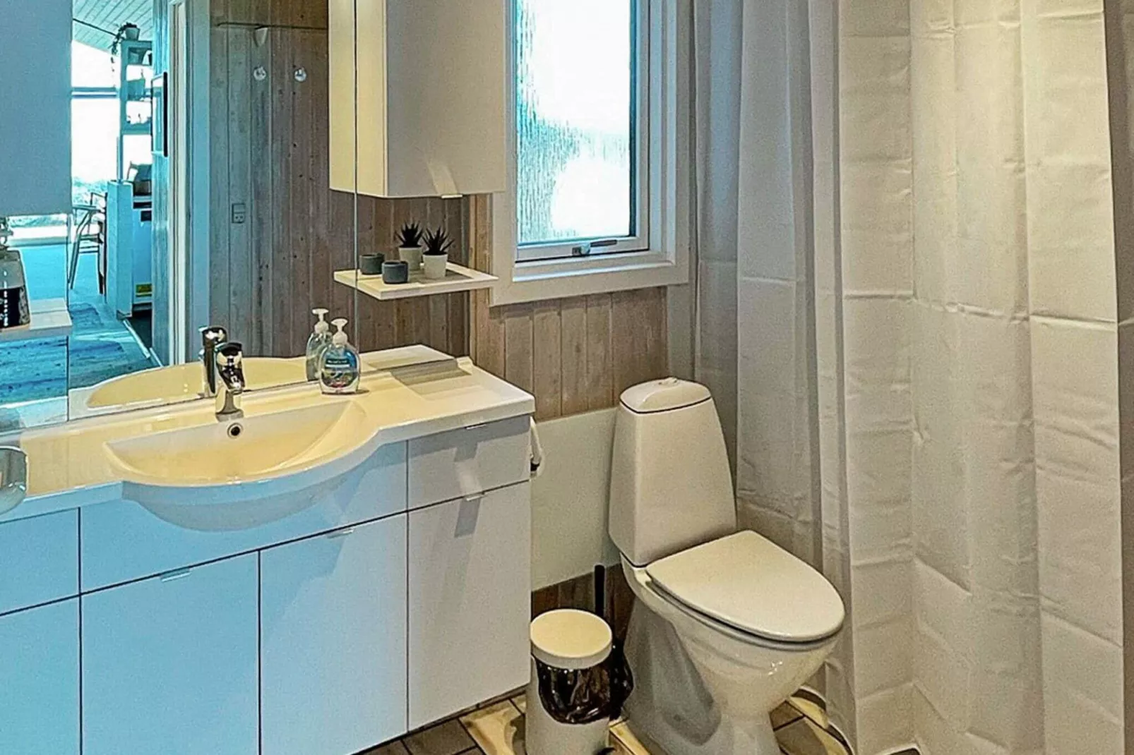 6 person holiday home in Løkken-Indoor