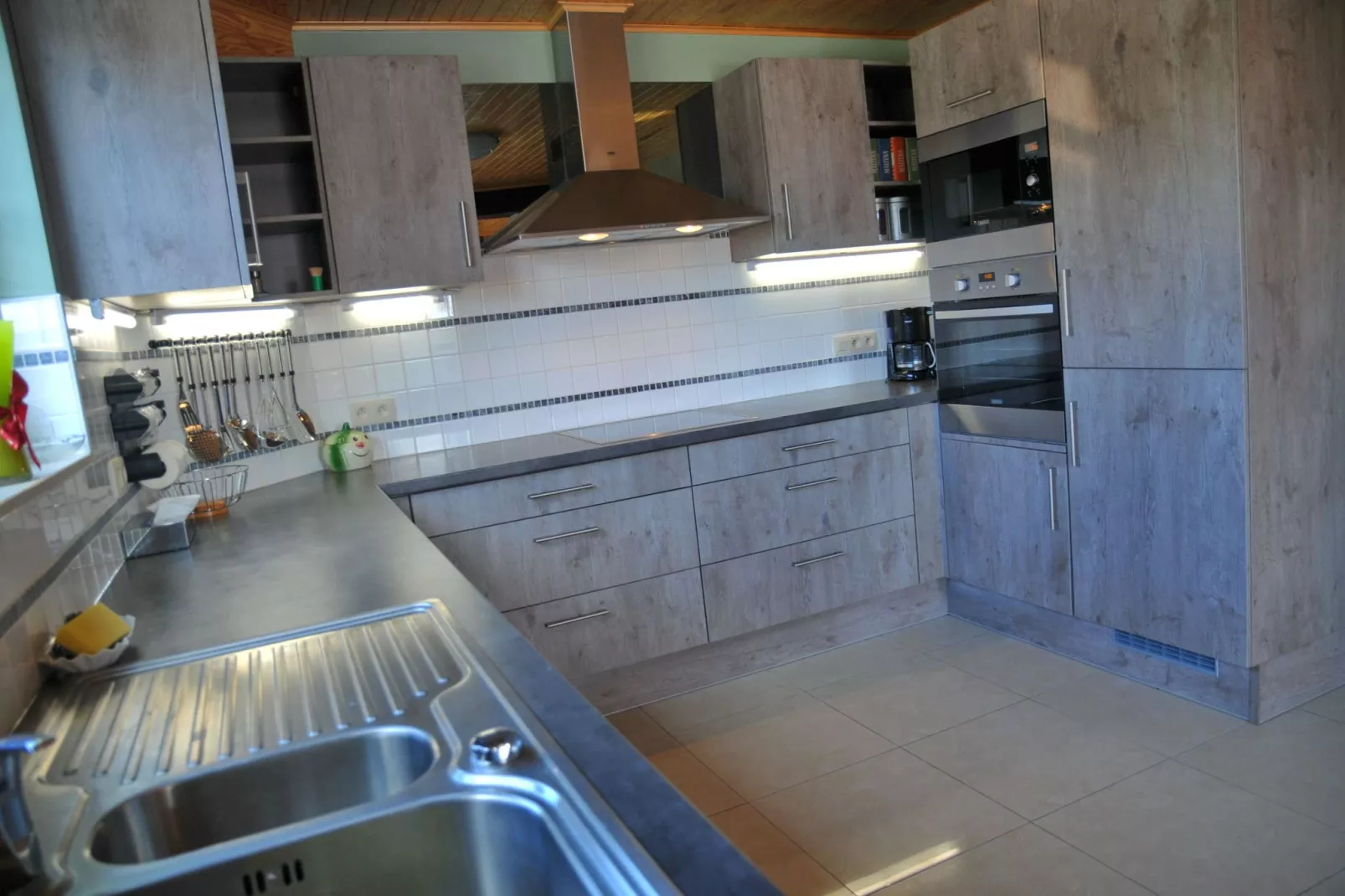 Le Bonheur-Kitchen