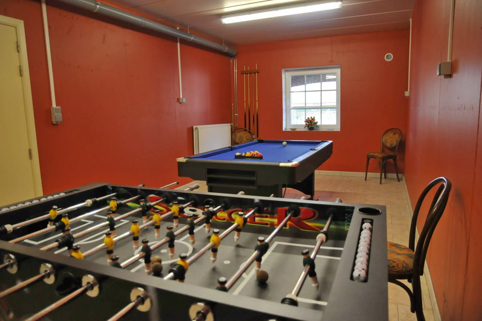 Le Bonheur-Recreation room