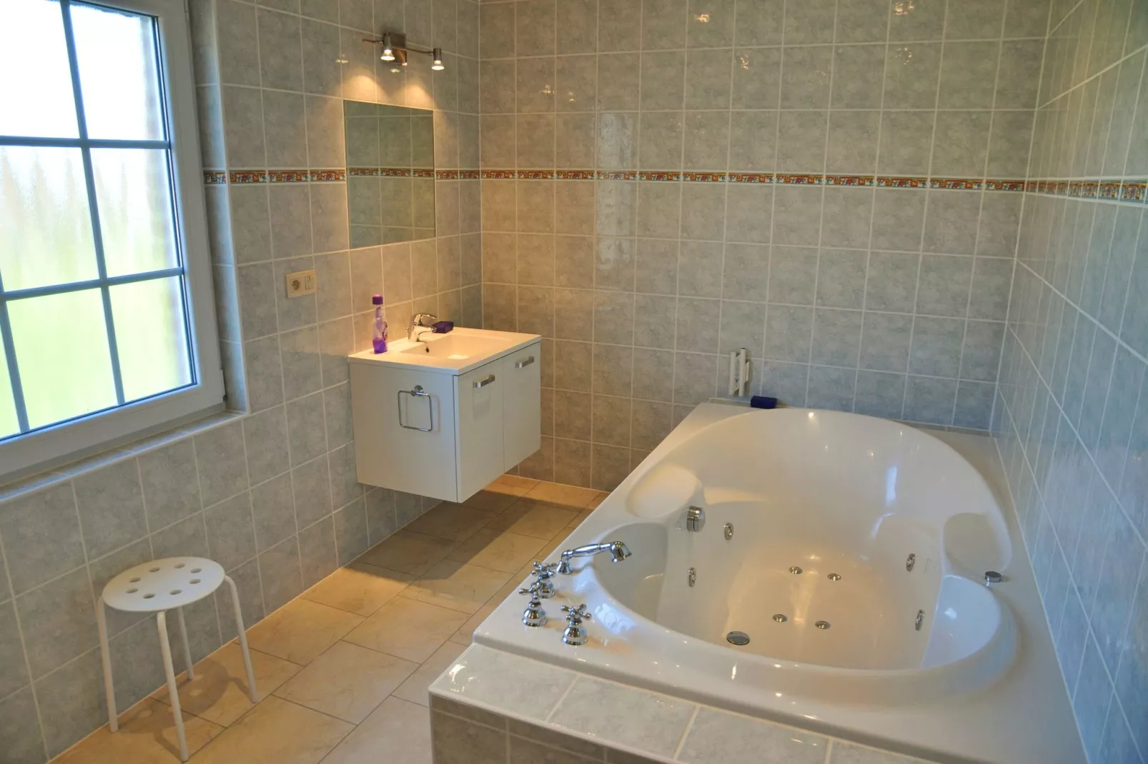 Le Bonheur-Bathroom