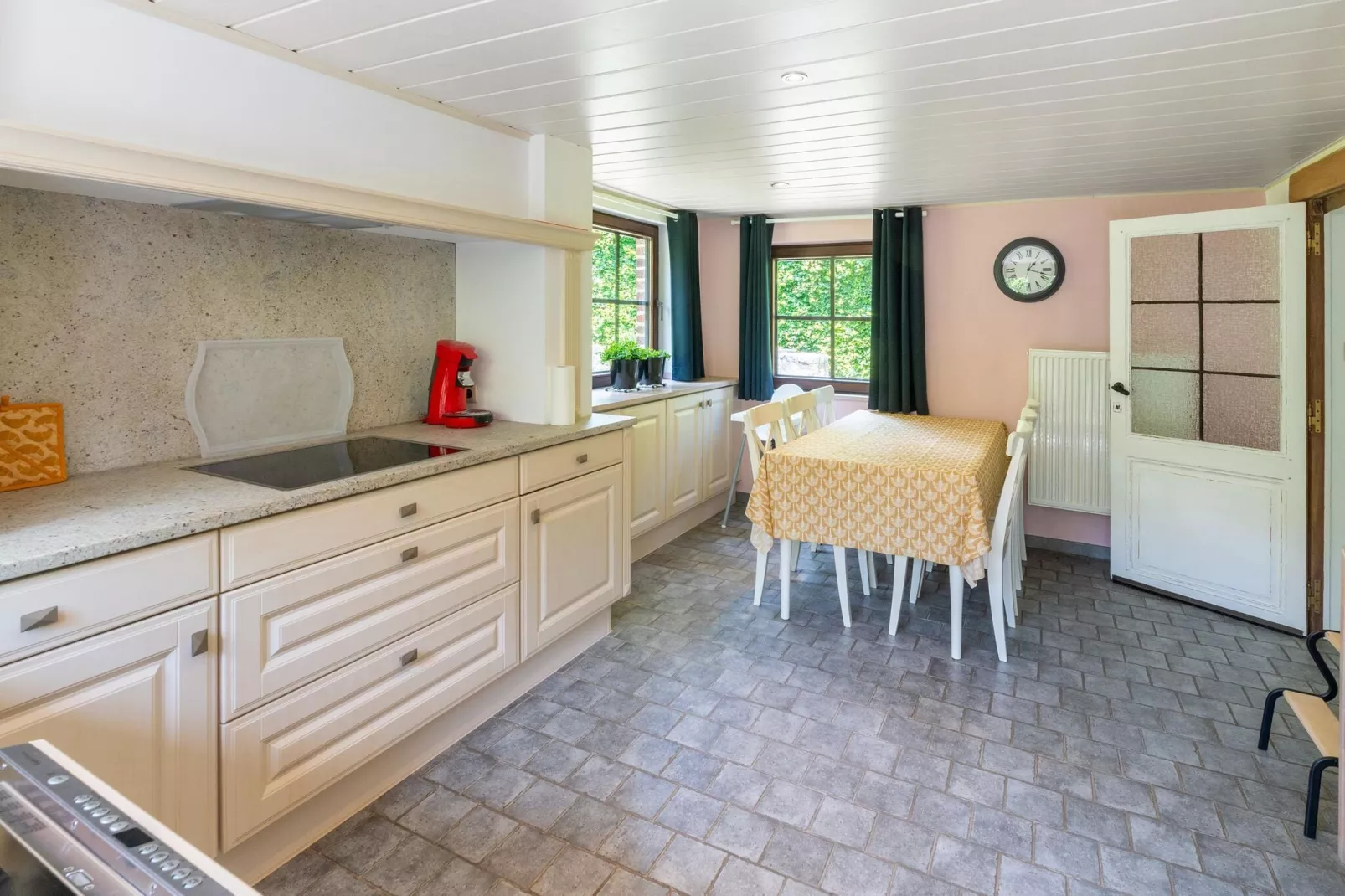 La Ferme Authentique-Cuisine