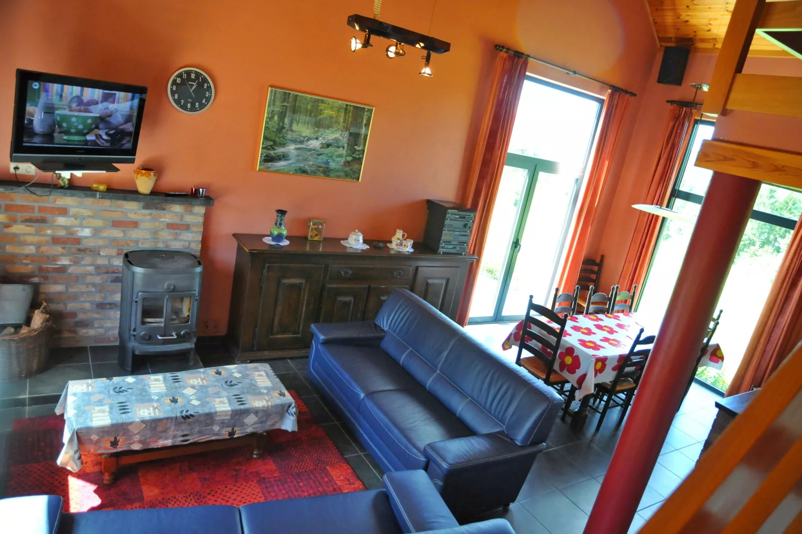 Le Bouton d'Or-Living room