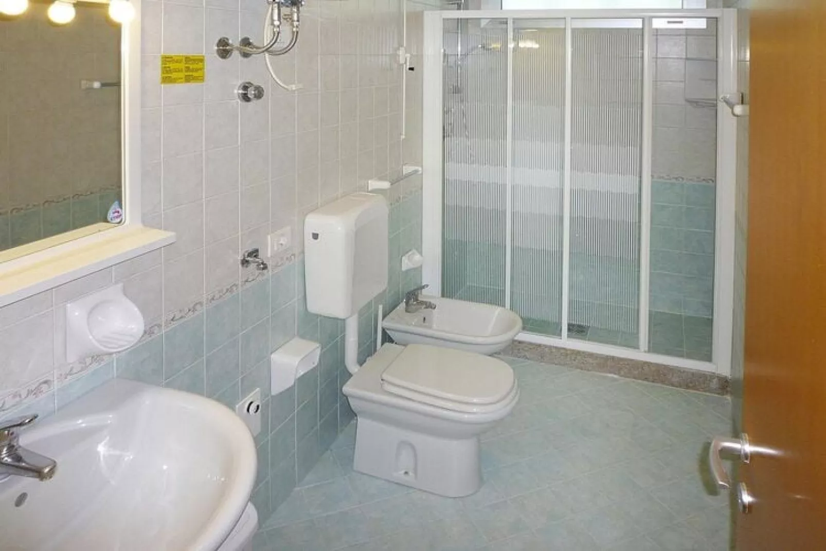 Apartments Torre del Sole, Bibione Spiaggia-C6-Bathroom