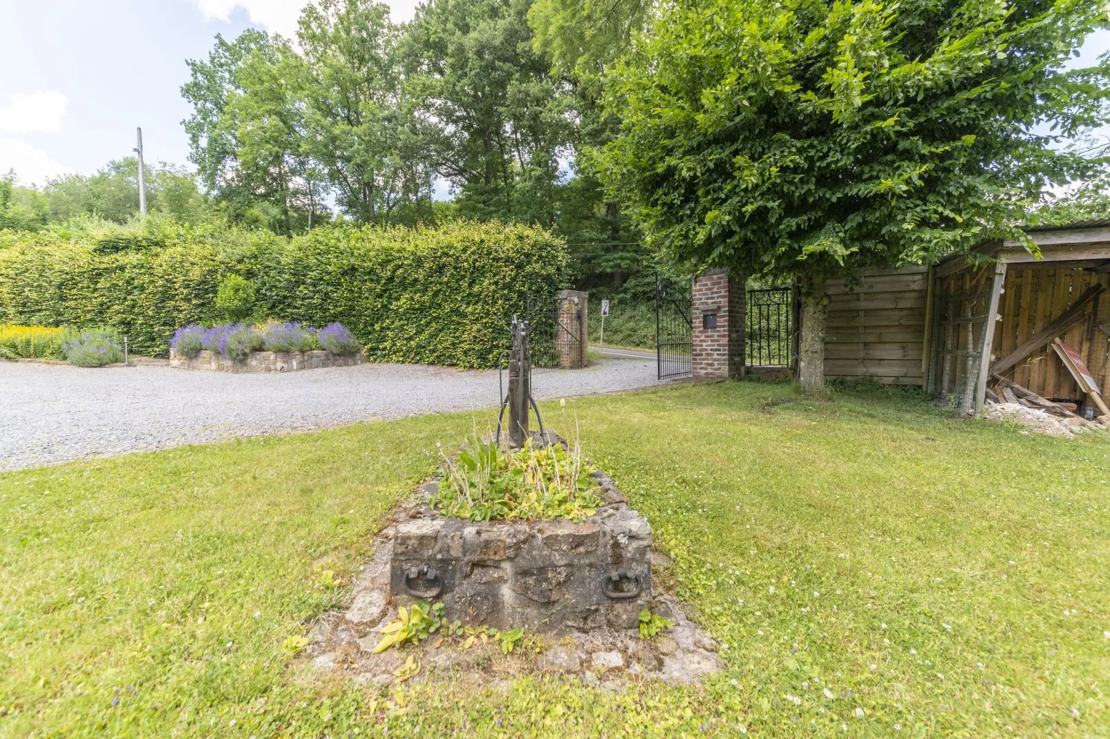 La Ferme Authentique-Jardin d'été