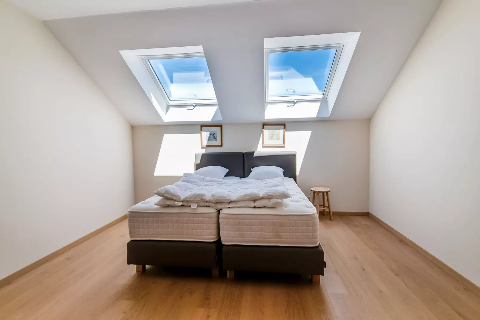 Romulus-Bedroom