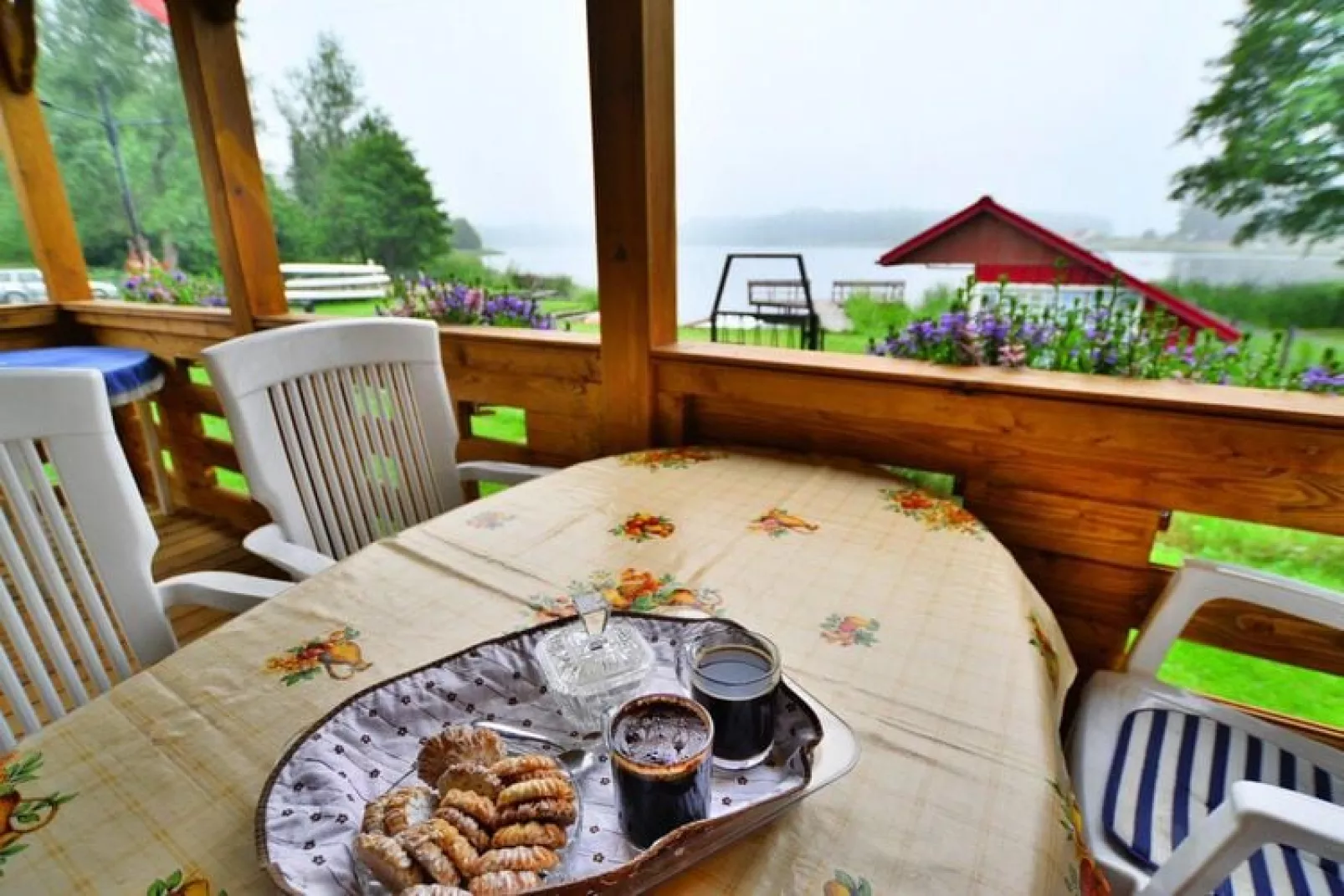 Domek letniskowy PATRYK Ostrowiec Slawienski-Terrace balcony