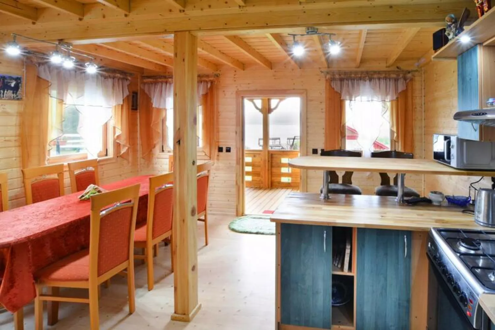 Domek letniskowy PATRYK Ostrowiec Slawienski-Dining room