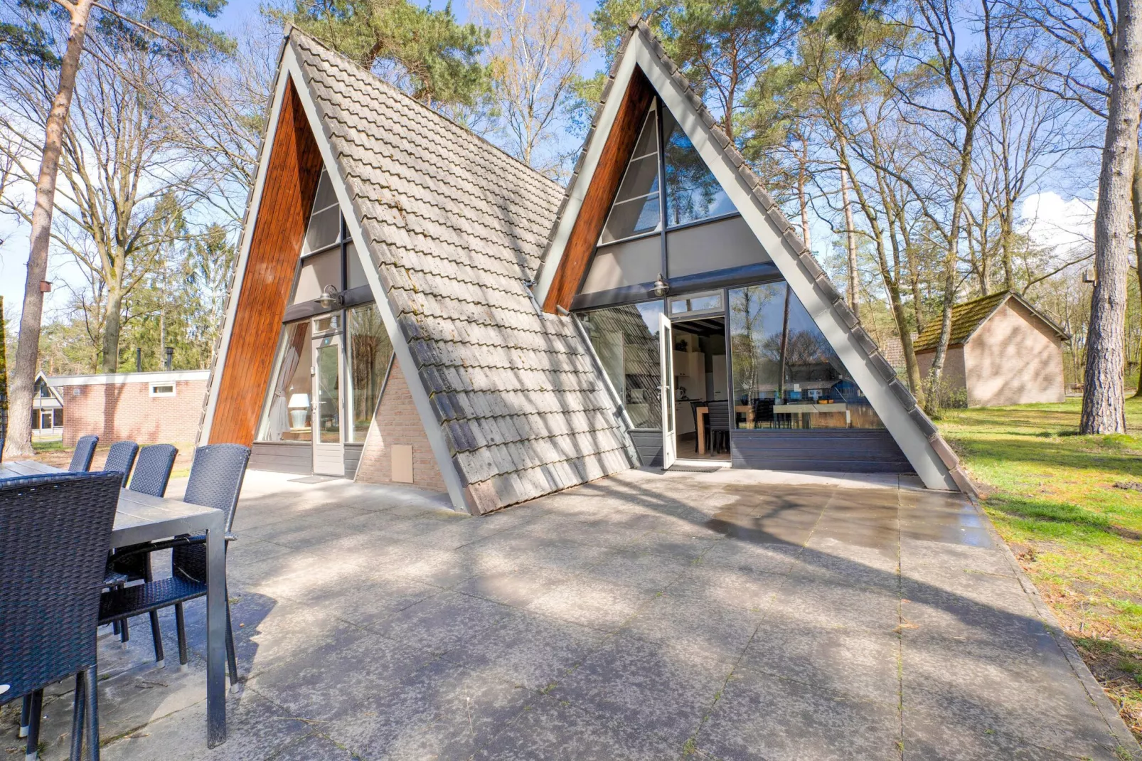Bungalow 64 en 65-Exterior summer