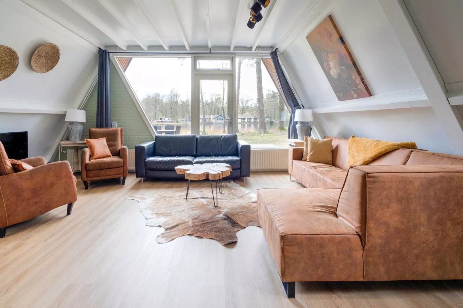 Bungalow 64 en 65-Living room