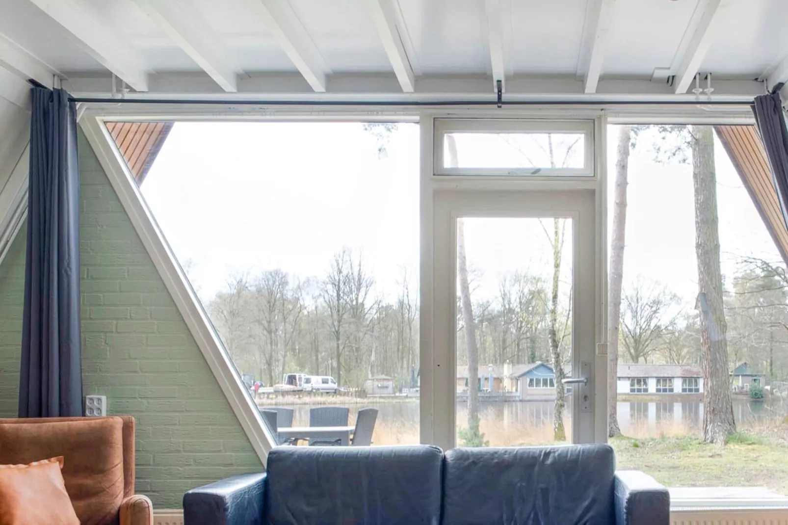 Bungalow 64 en 65-View summer
