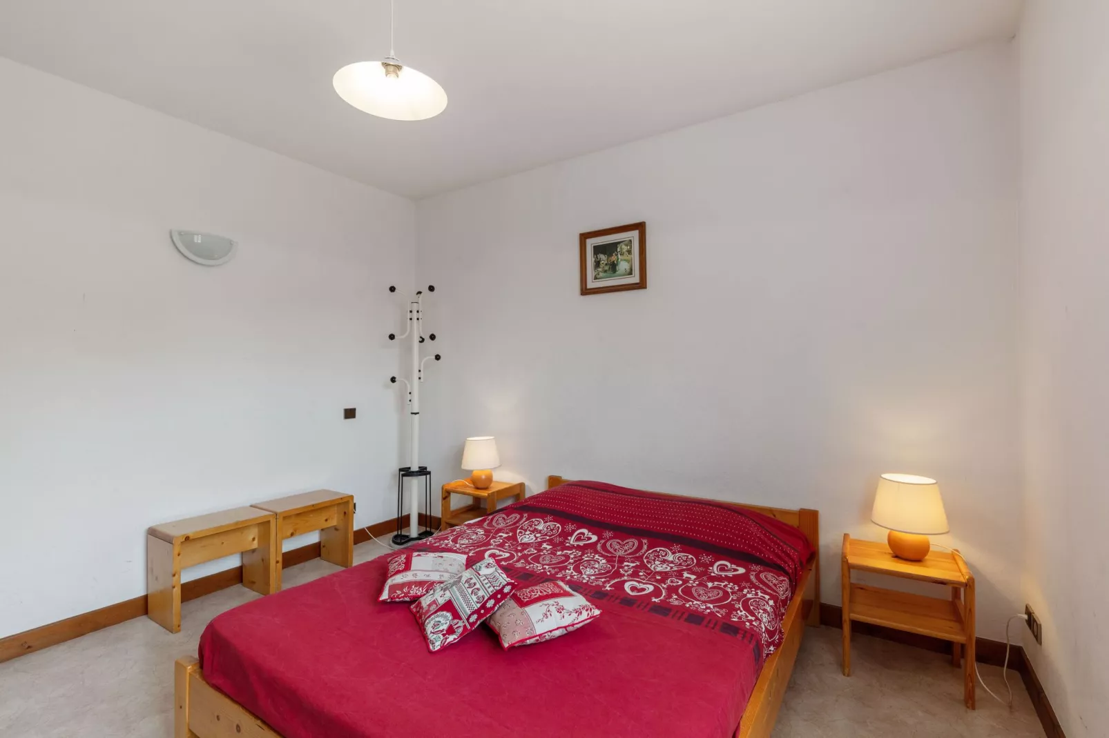 Chez Dominique-Bedroom