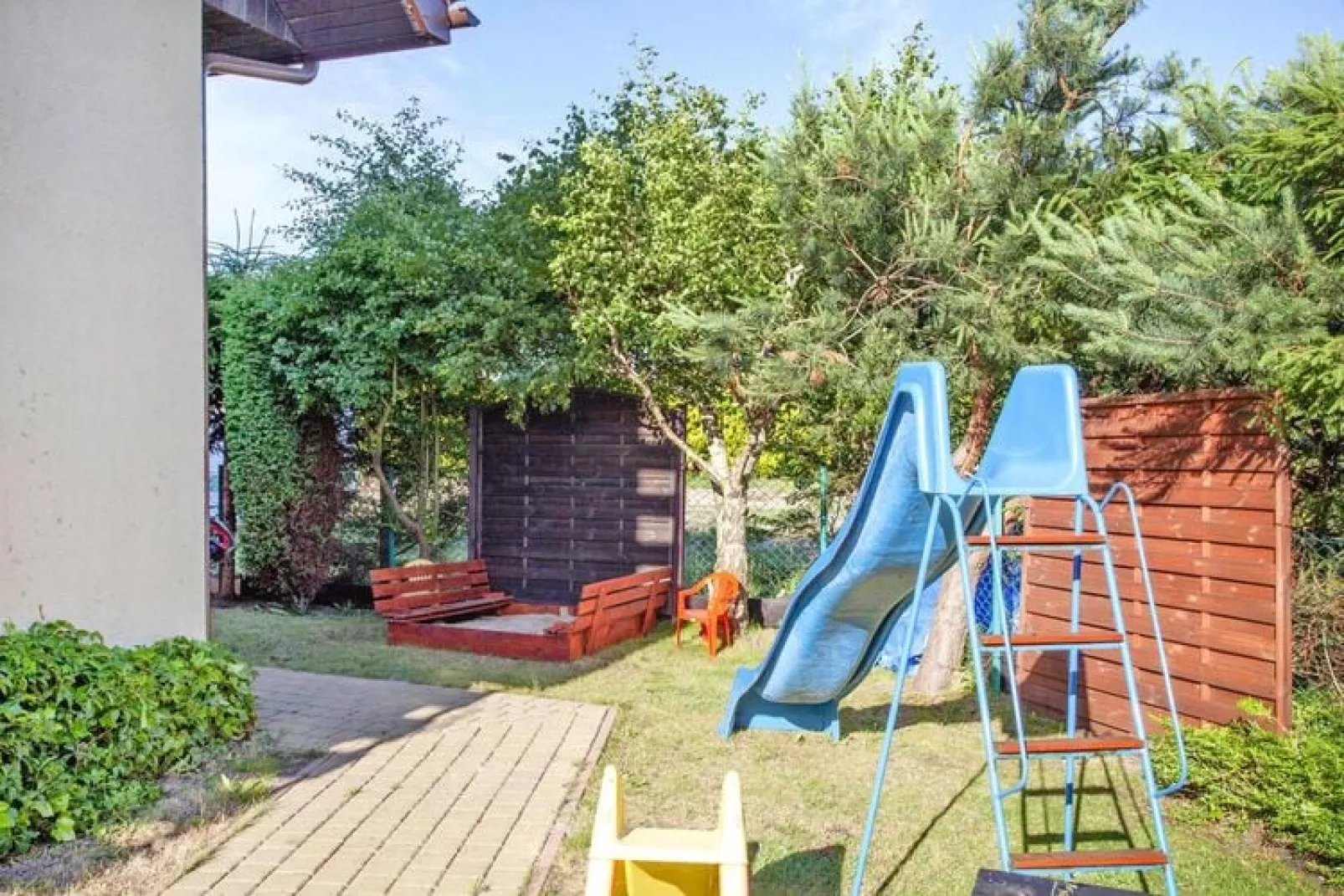 Holiday flats Rowy Typ B-Gardens summer