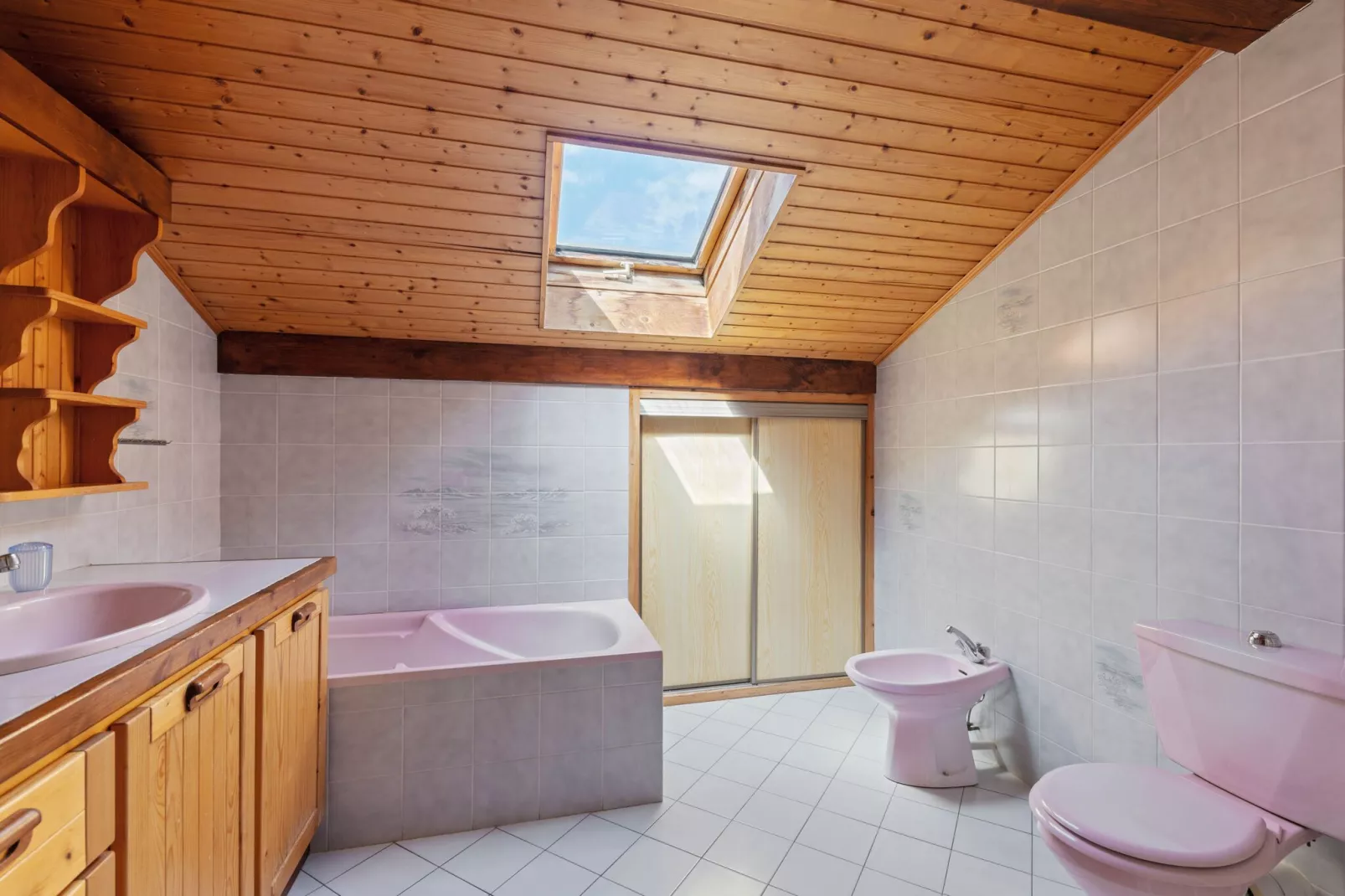 Chez Dominique-Bathroom