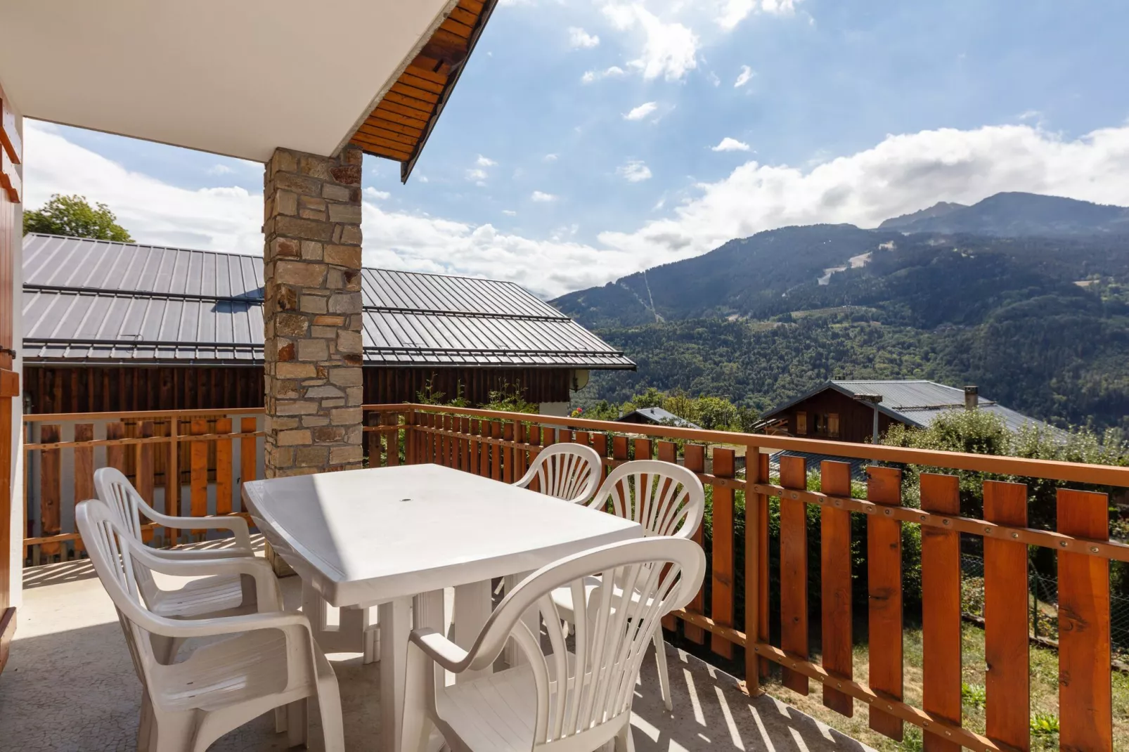 Chez Dominique-Terrace balcony