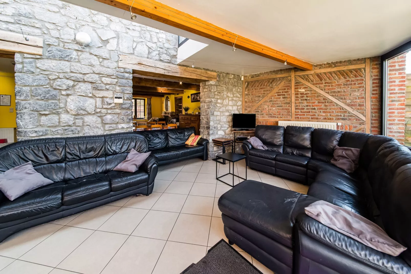 Gîte d Hamptay-Living room