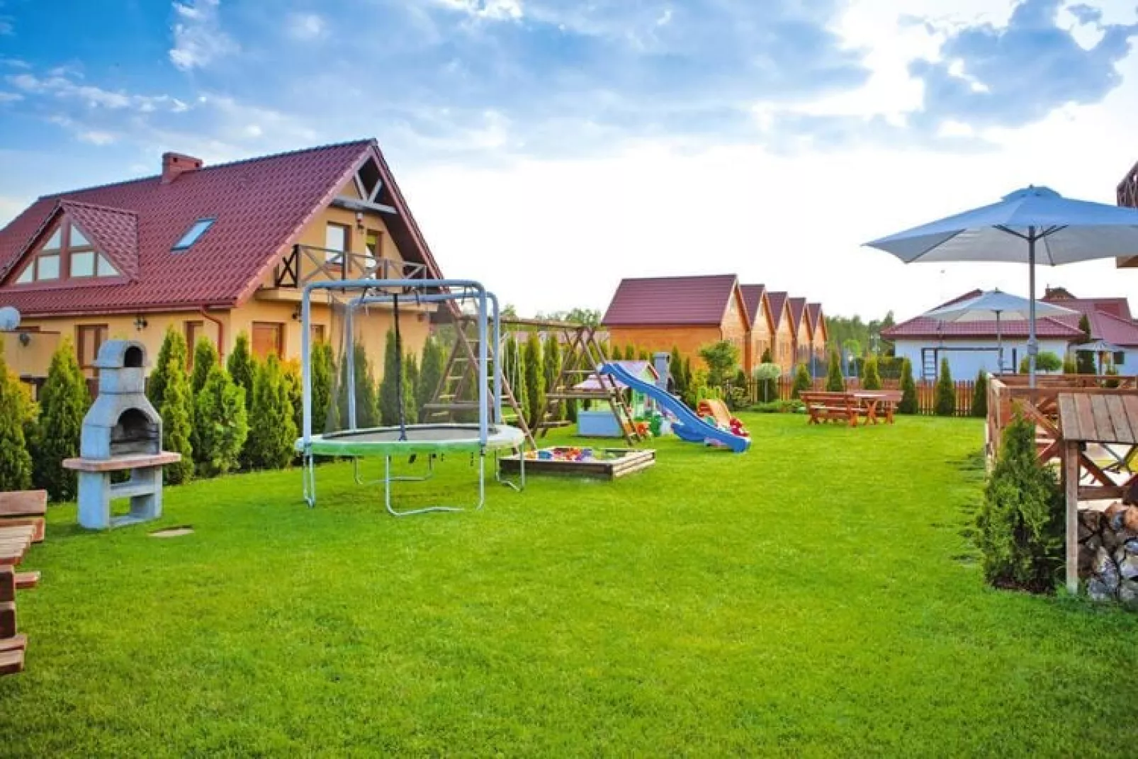 Semi-detached houses Rowy-Gardens summer