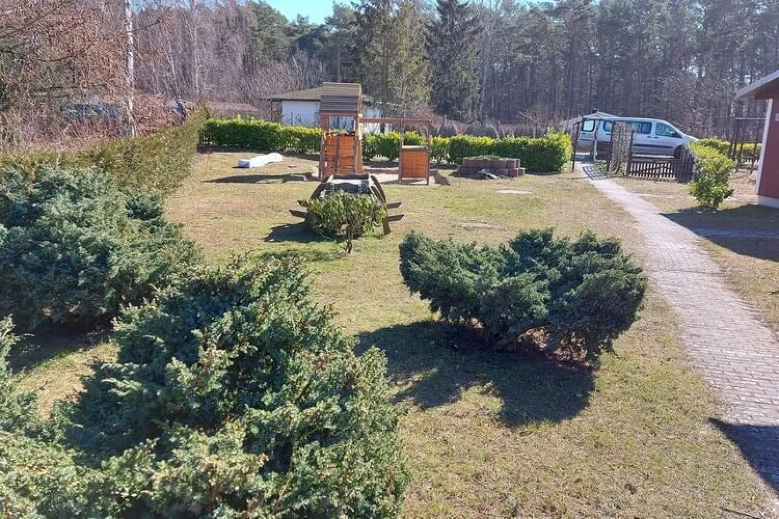 Räuberkuhle Koserow-Gardens summer