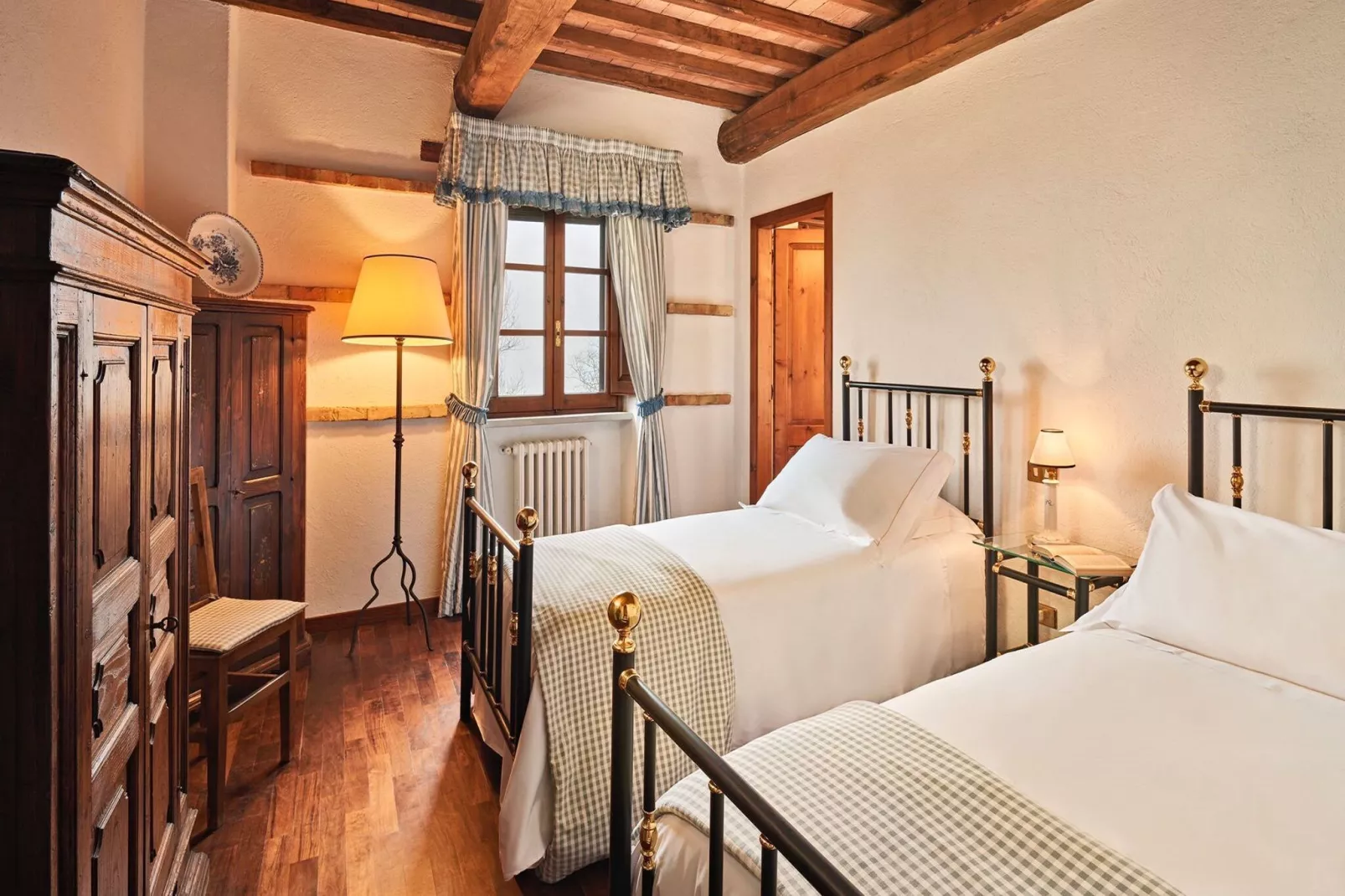Casa Tettoia-Bedroom
