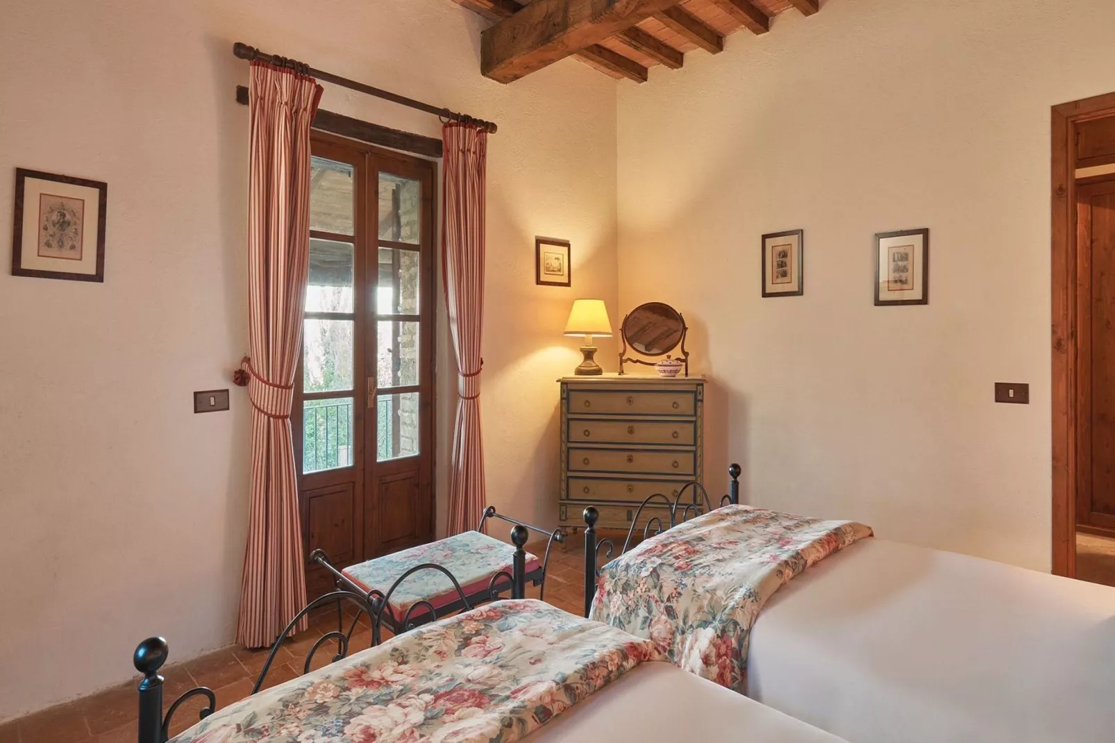 Casa Tettoia-Bedroom