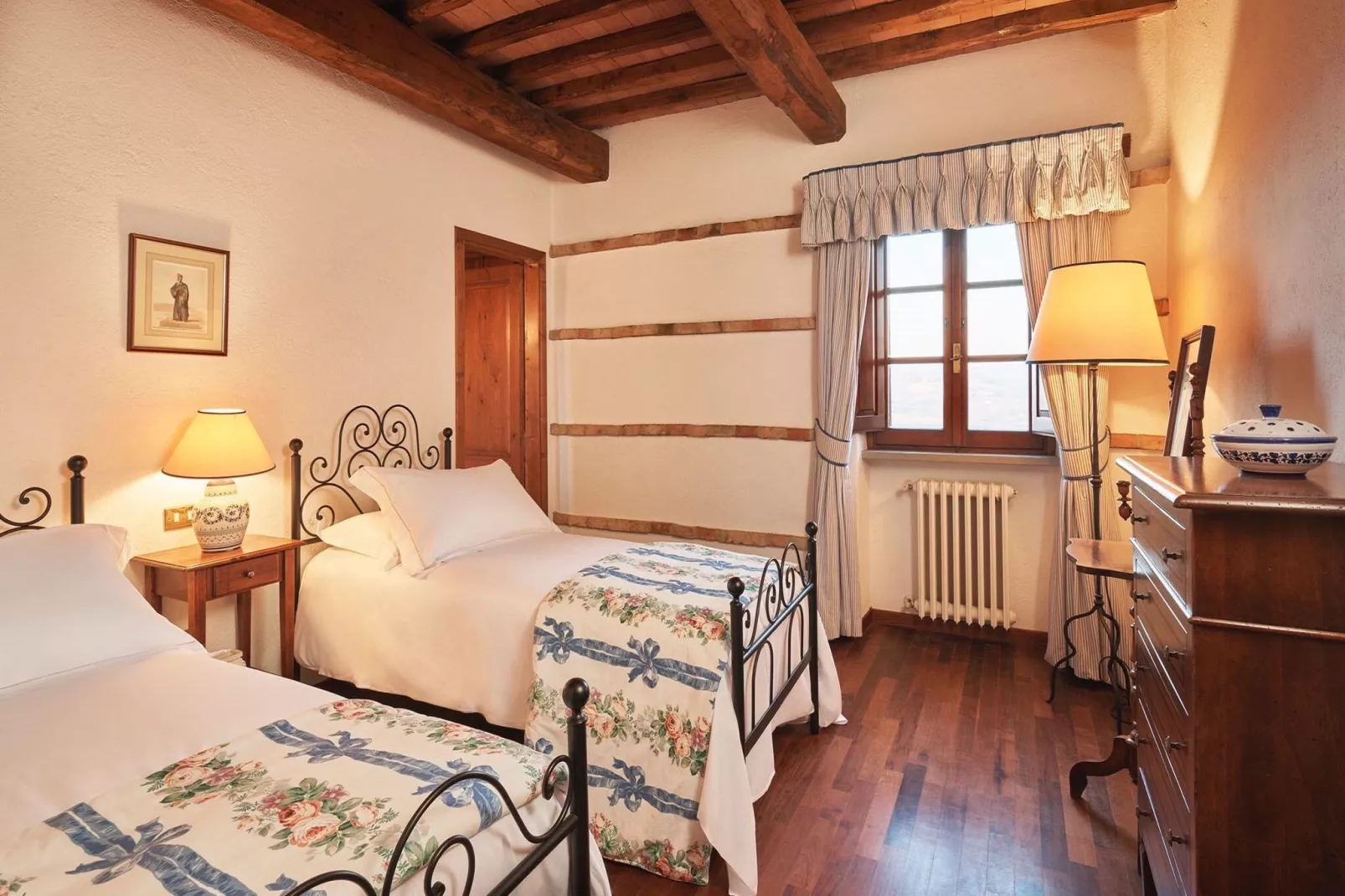 Casa Tettoia-Bedroom