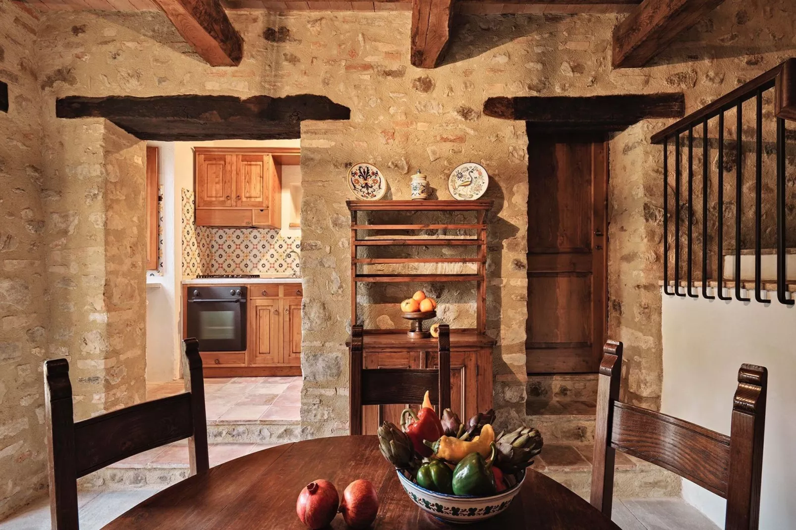 Casa Loggia-Dining room