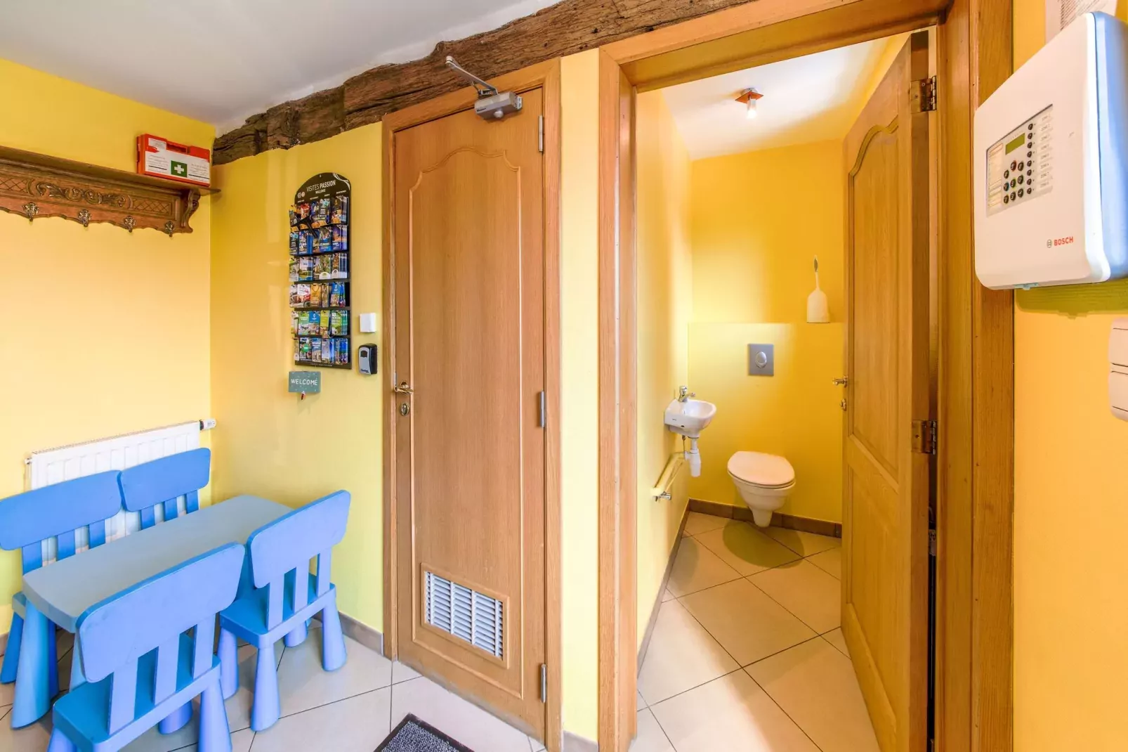 Gîte d Hamptay-Bathroom