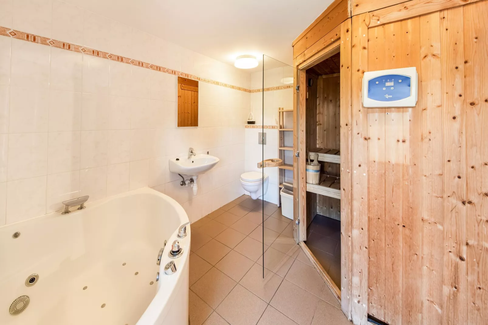 Gîte d Hamptay-Bathroom