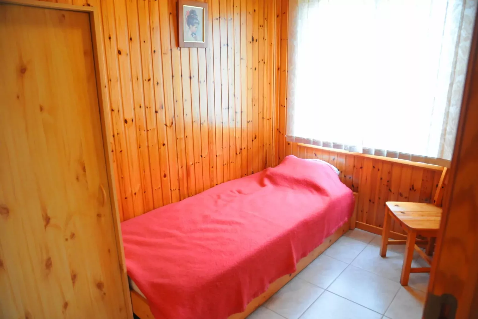 Laloux-Bedroom