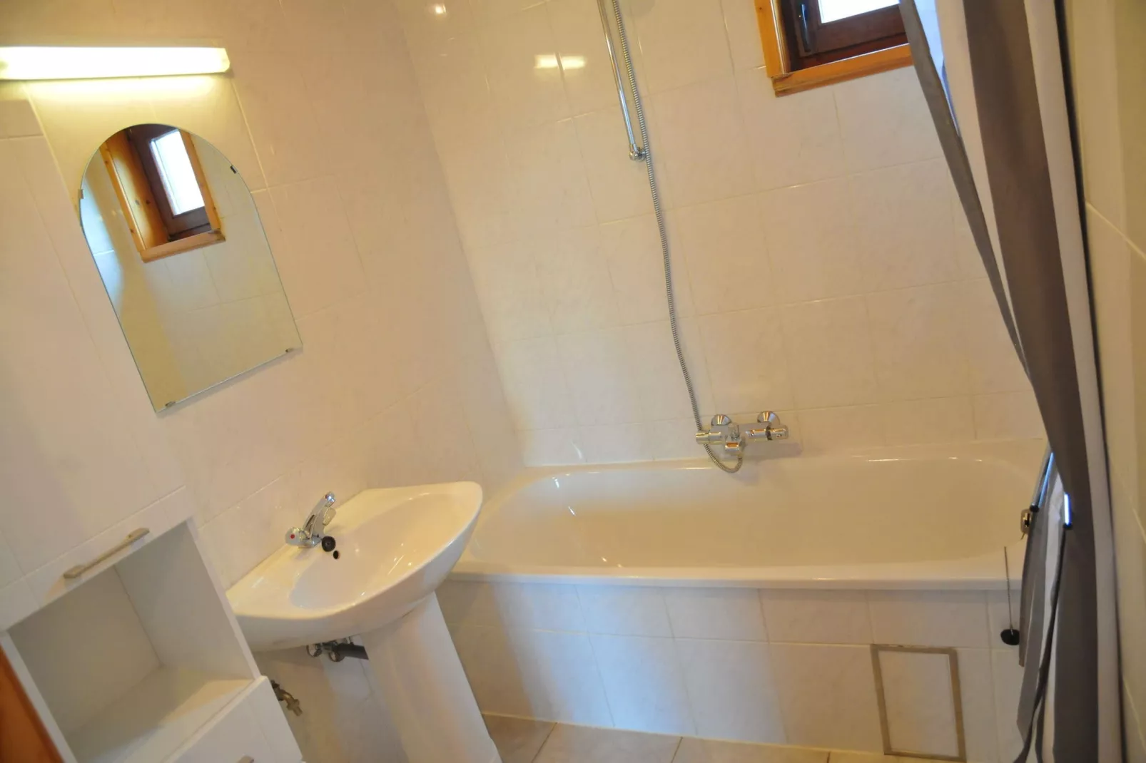 Laloux-Bathroom