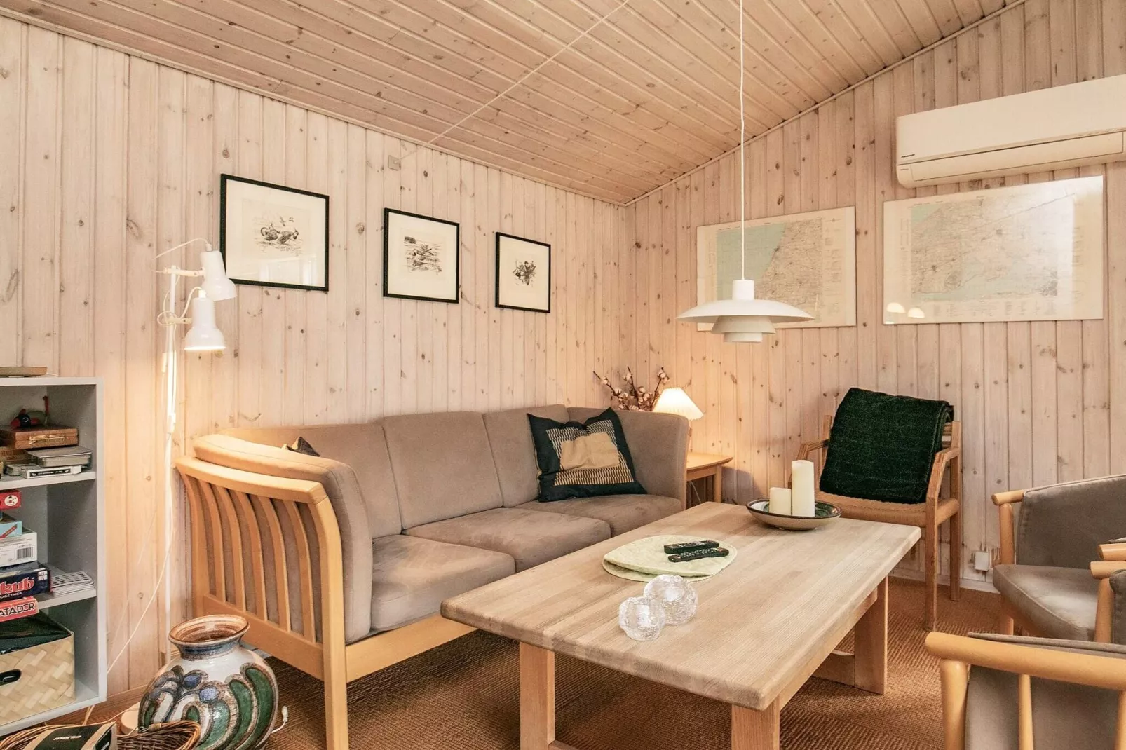 8 person holiday home in Pandrup-Indoor
