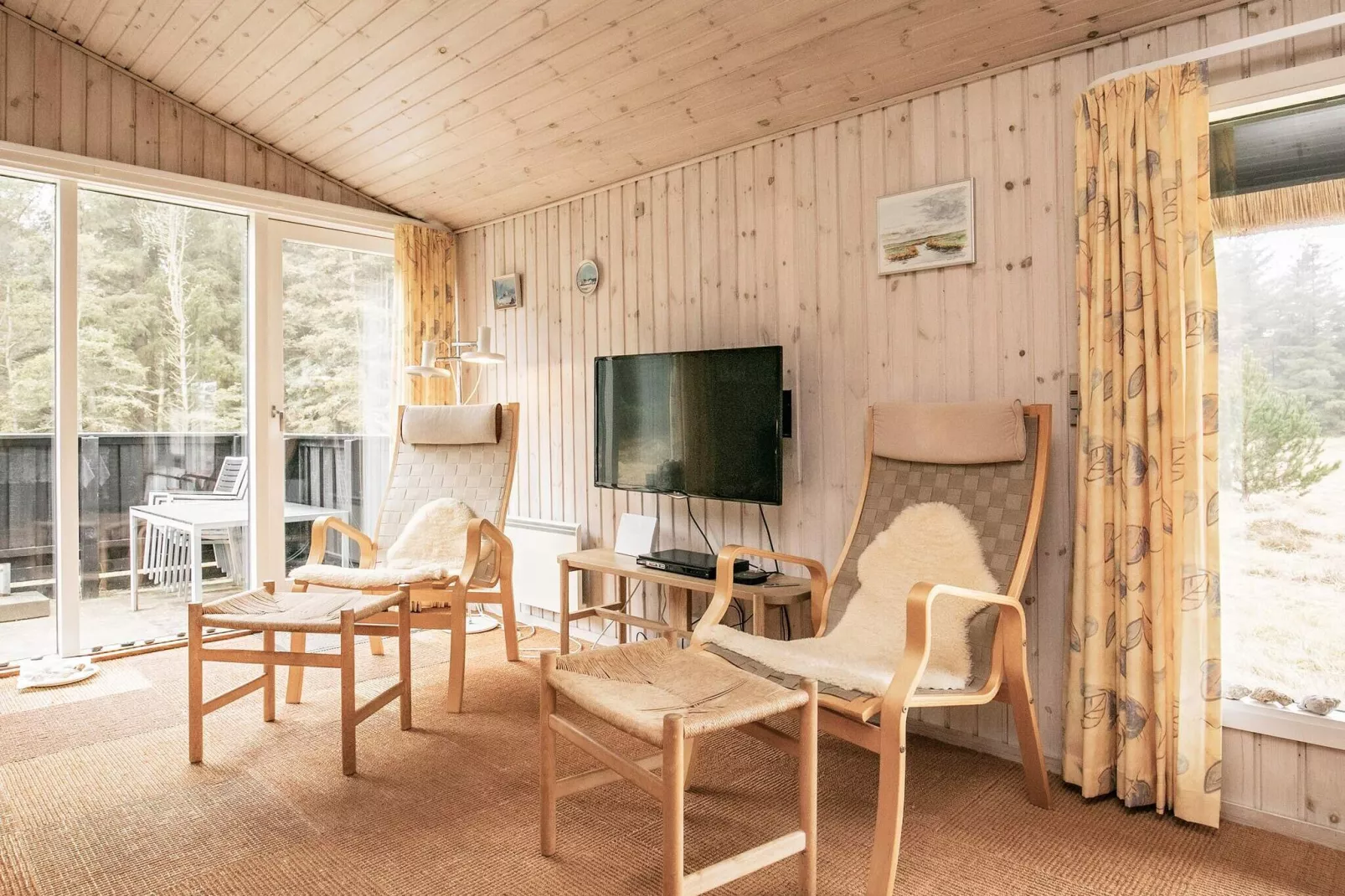 8 person holiday home in Pandrup-Indoor