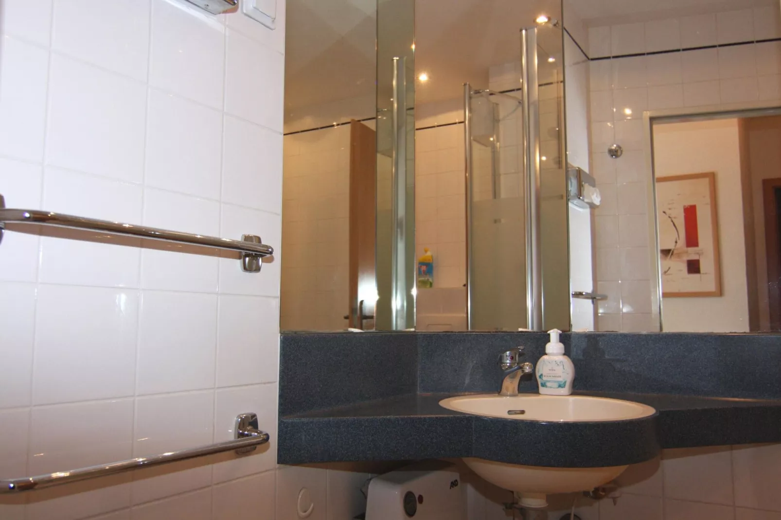 Fewo Neels Zeltplatzstr 5 56 qm-Badezimmer