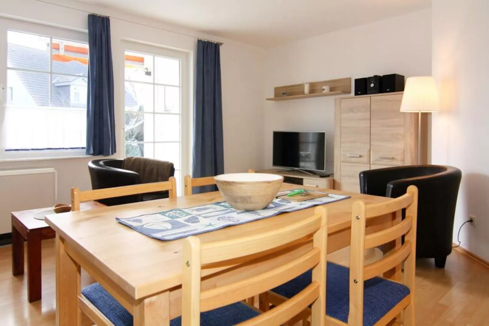 Ferienwohnung EG links Trassenheide-Esszimmer