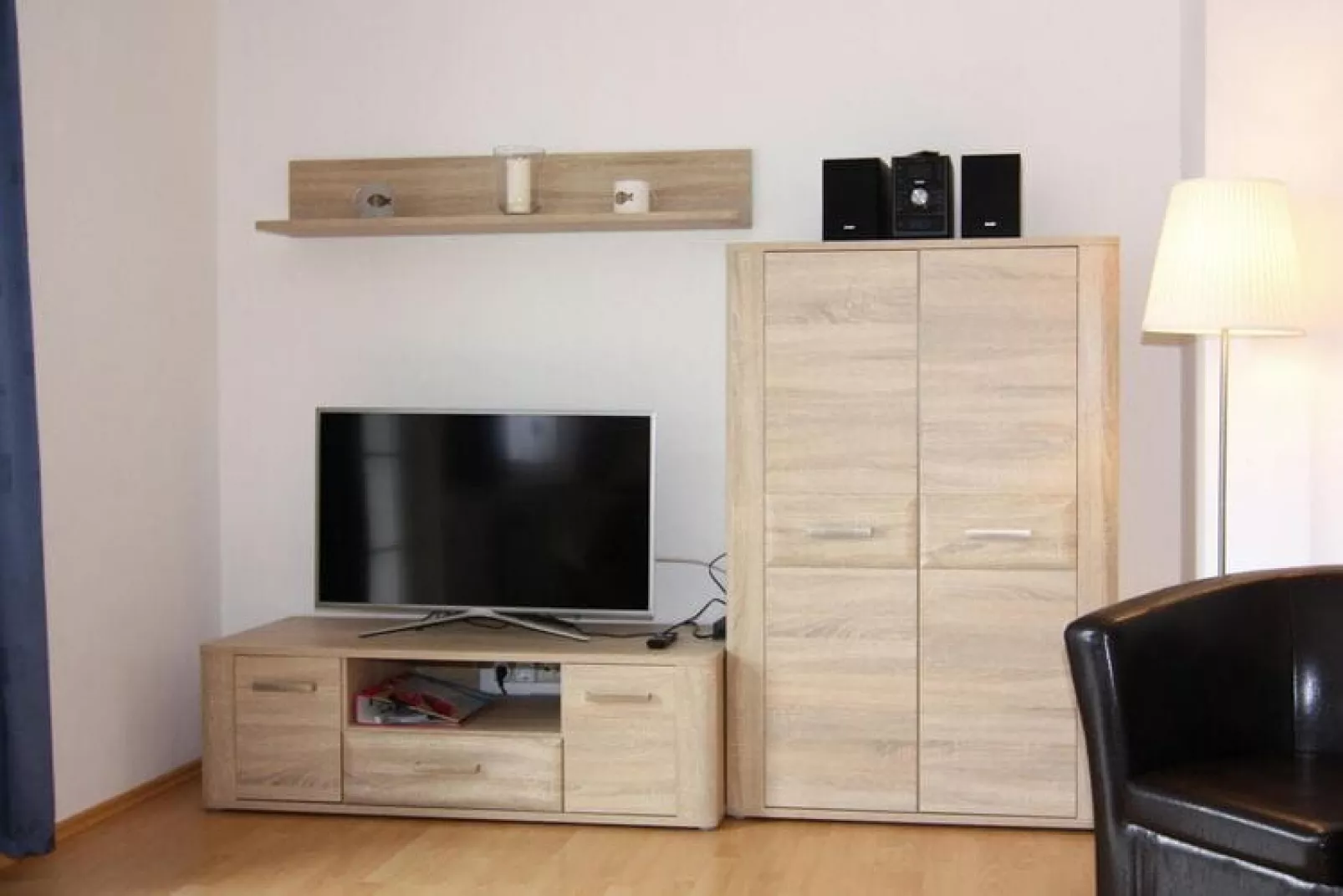 Ferienwohnung EG links Trassenheide-Wohnzimmer