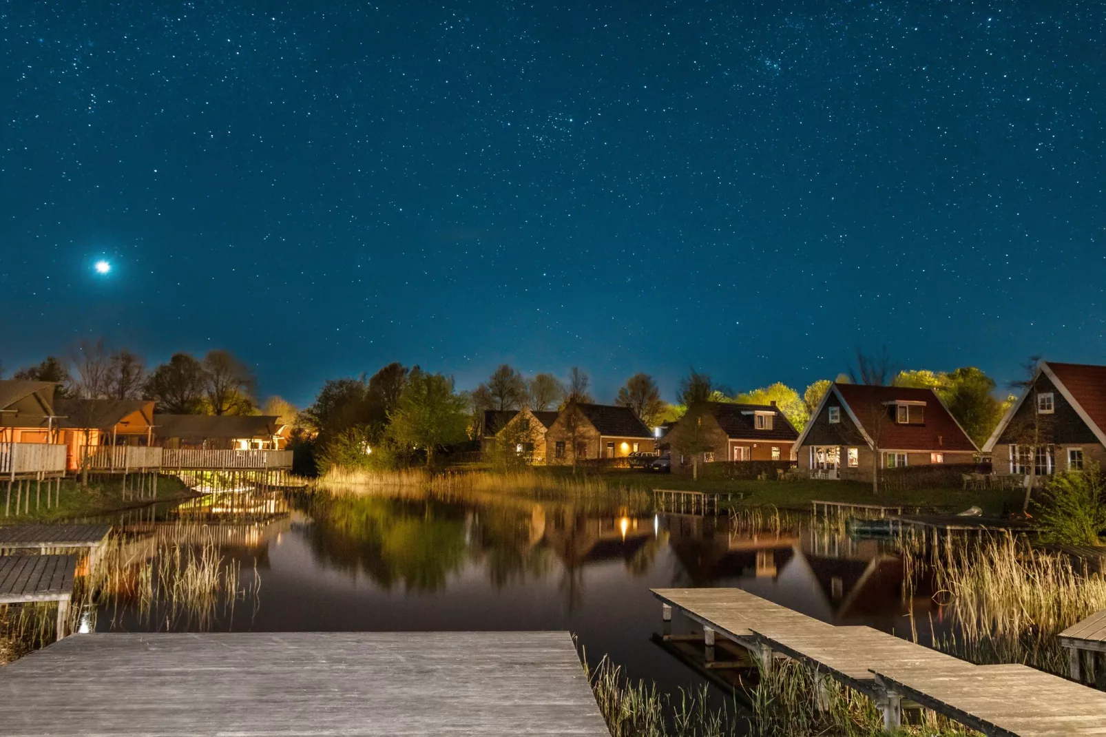 Vakantiepark Eigen Wijze 4-Areas summer 1km