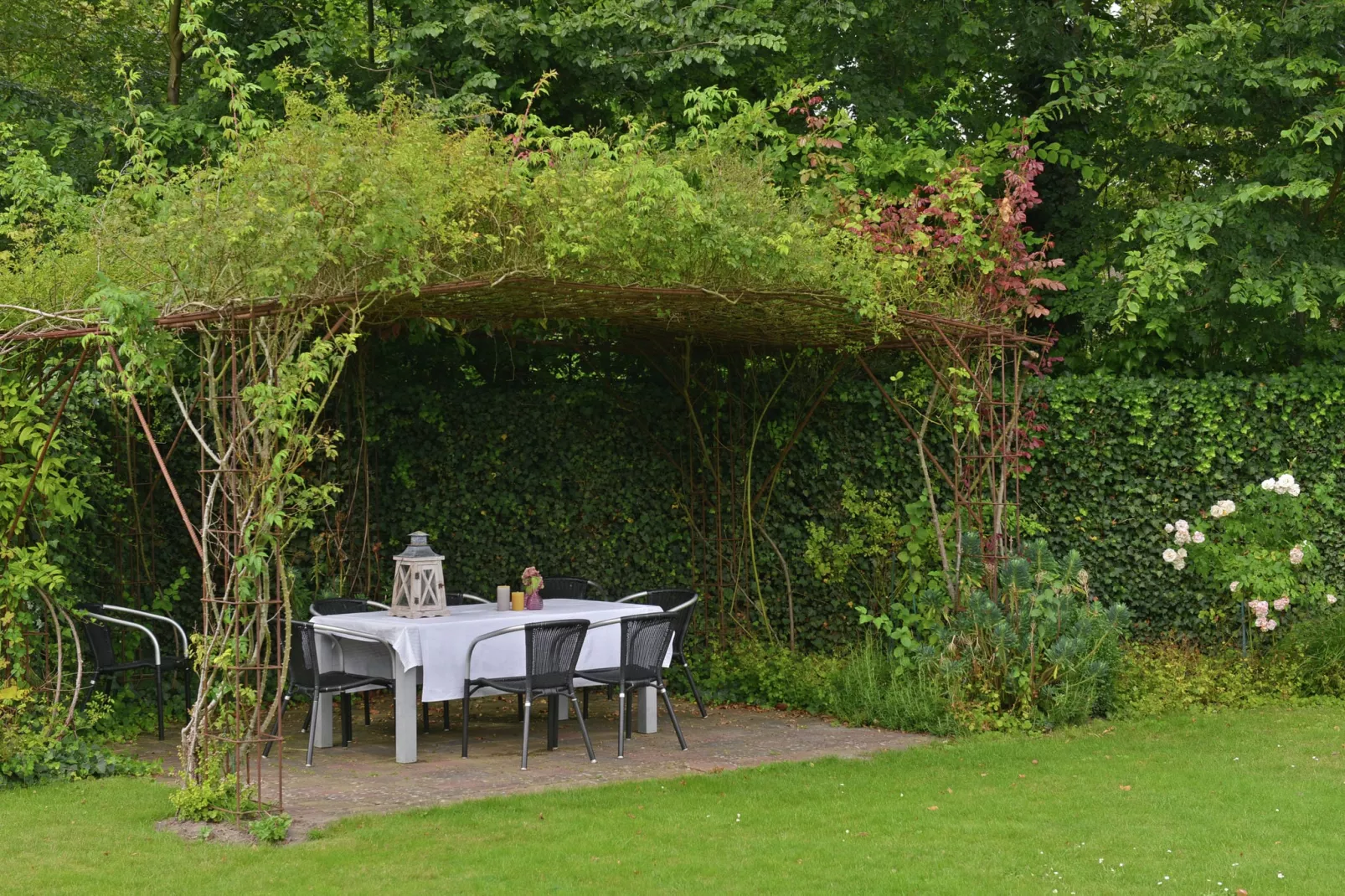 Wilgenlaan 15-Gardens summer