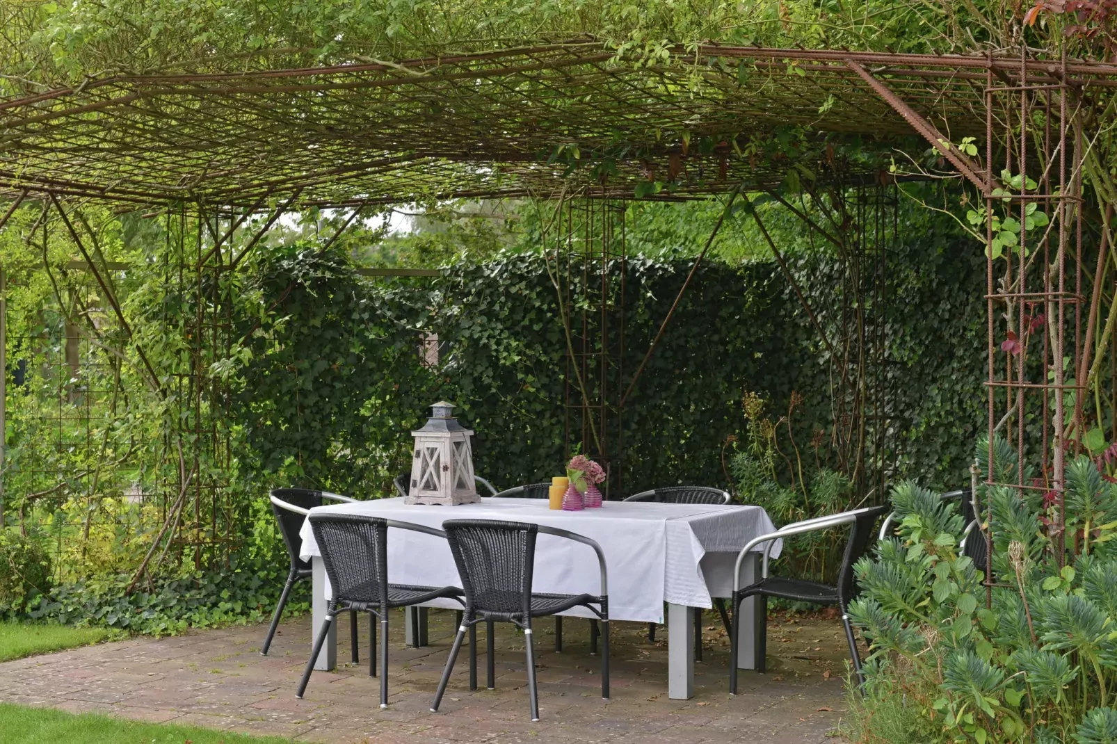 Wilgenlaan 15-Gardens summer