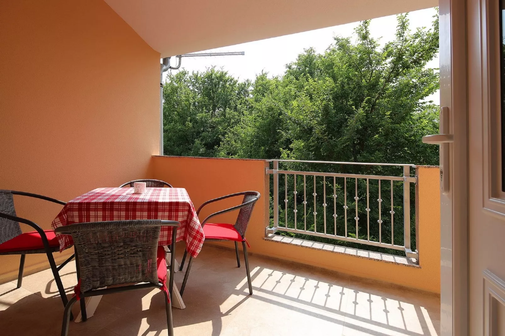 Aparment Sonja 1-Terrace balcony