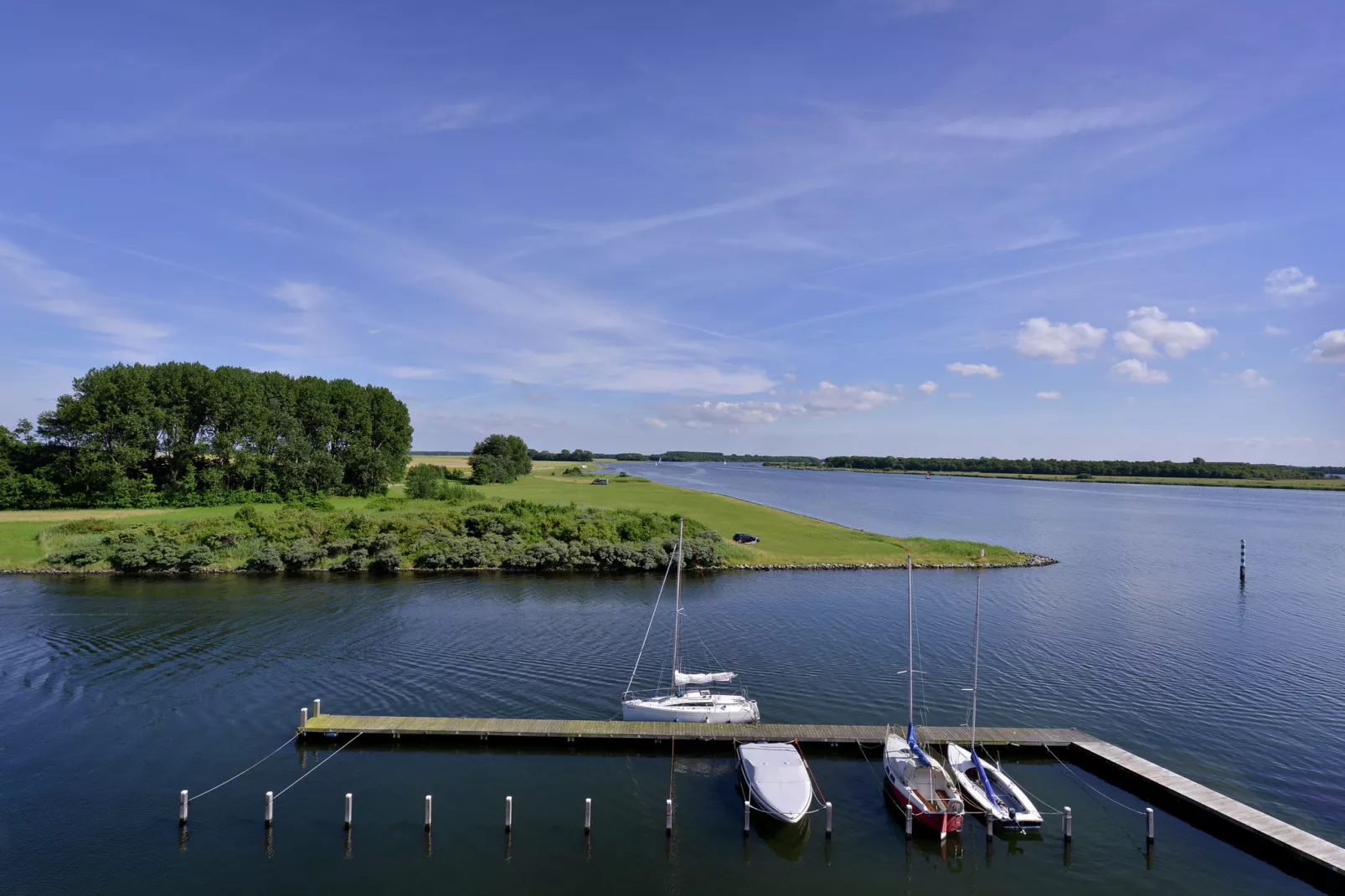 Veerse muze 7e-Zones d'été à 1 km