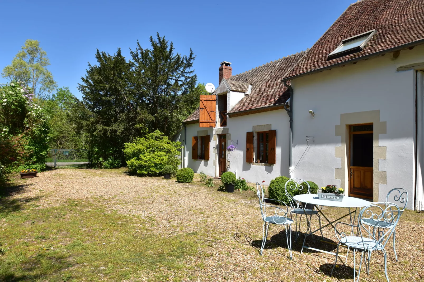 La Chantenay-Exterior summer