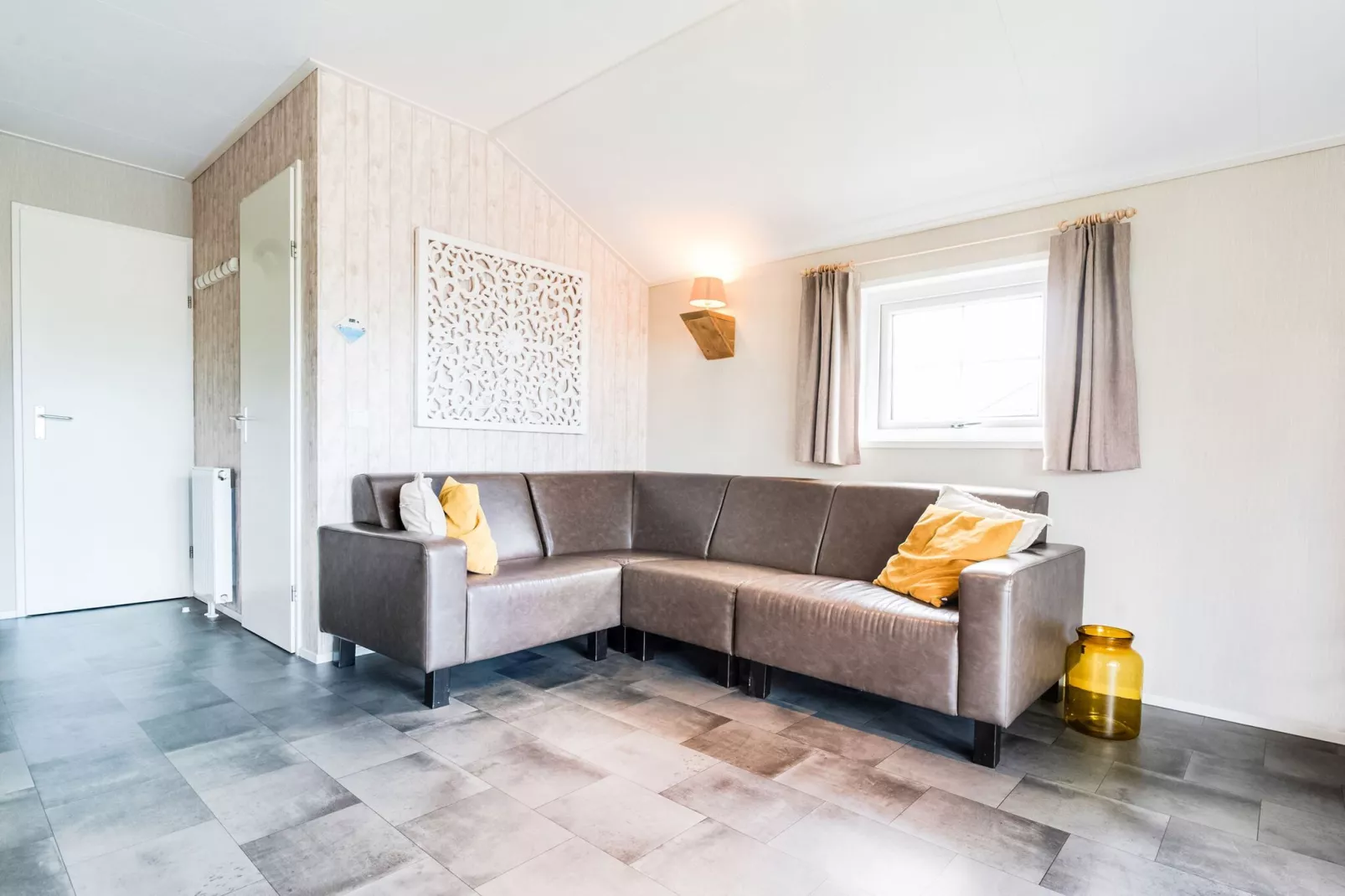Vakantiepark Eigen Wijze 6-Living room