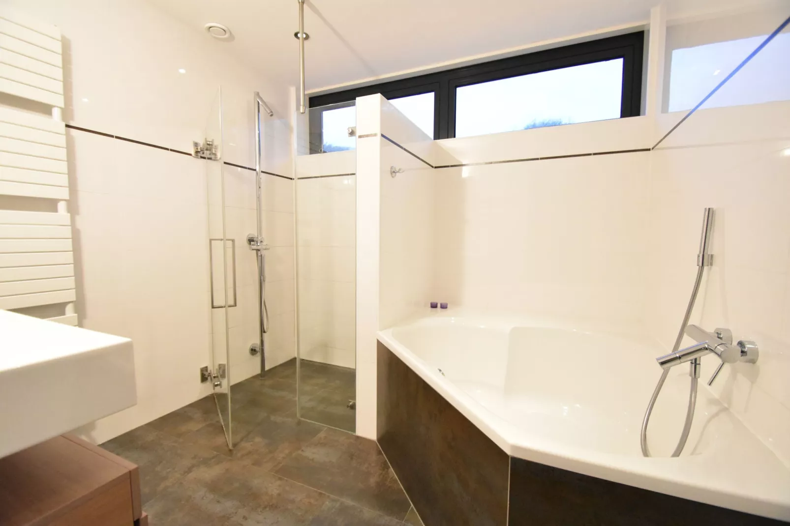 Beukenlaan 1-Badezimmer