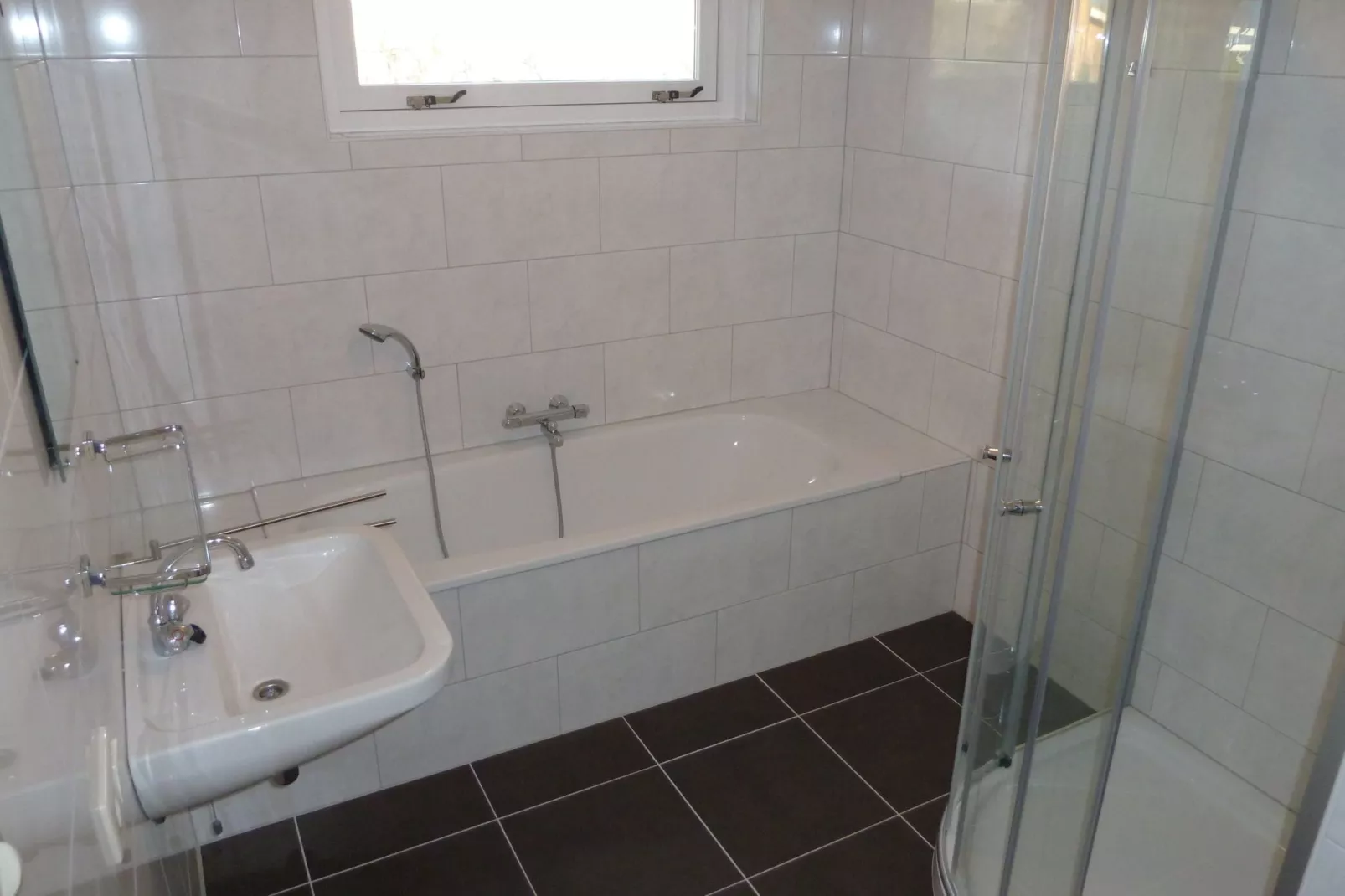 Cypressenlaan 18-Badezimmer