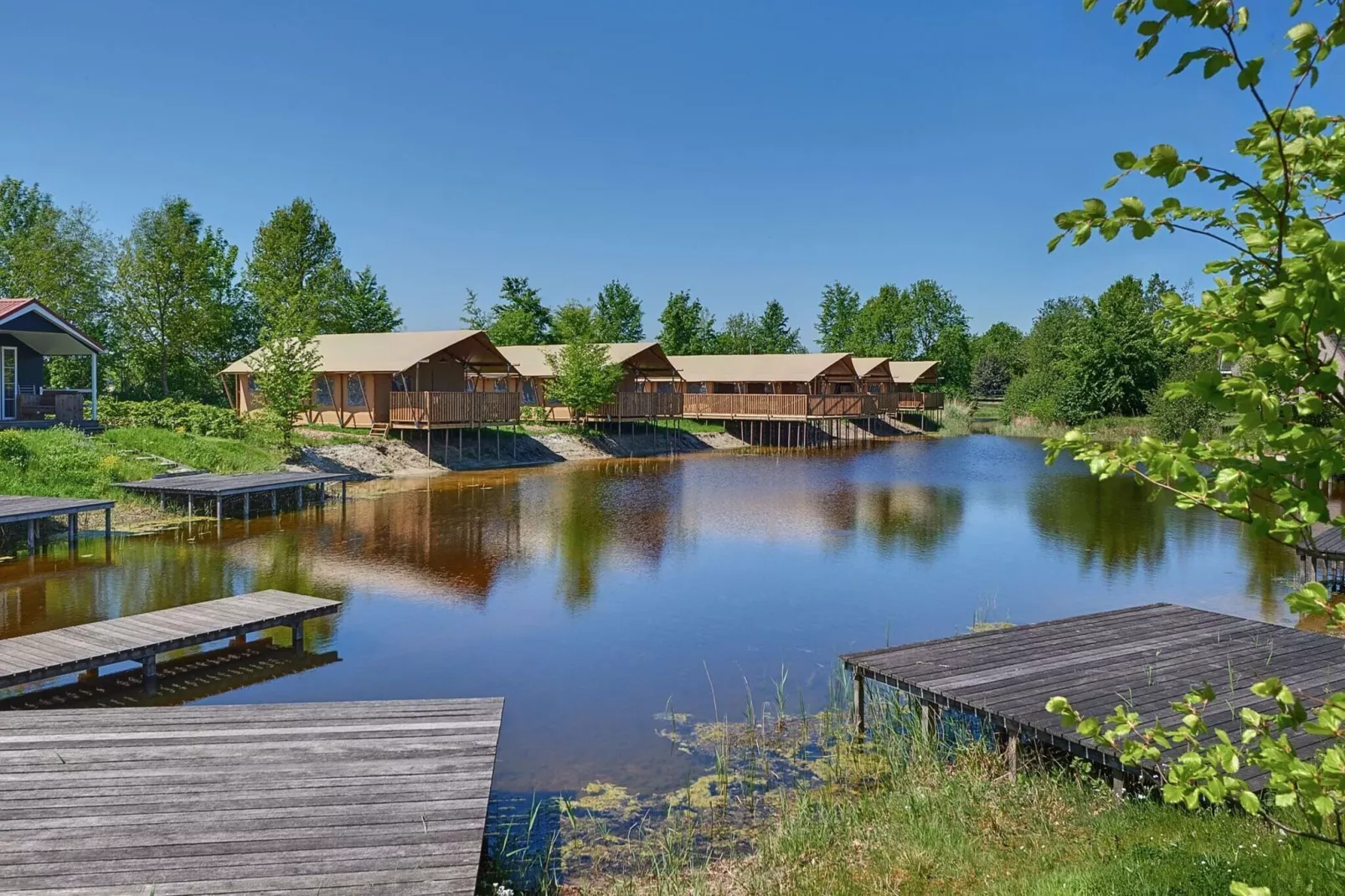 Vakantiepark Eigen Wijze 7-Areas summer 1km