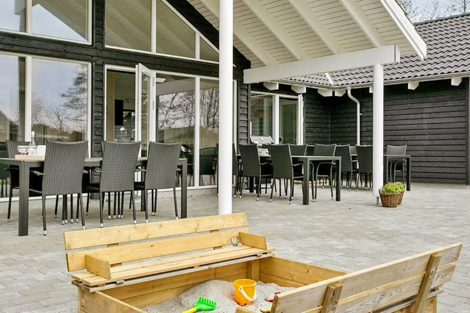 Luxury Pool Retreat in Blavand - By Traum Ferienwohnungen-View