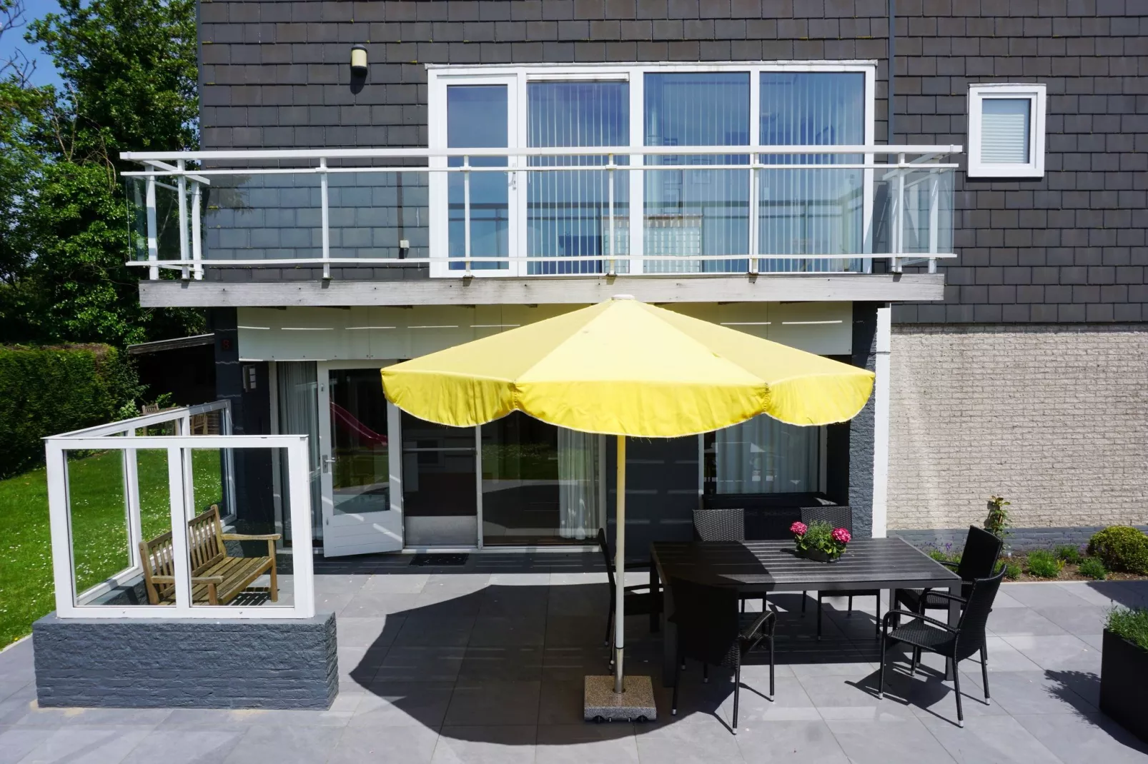 Cederlaan 8-Terrace balcony